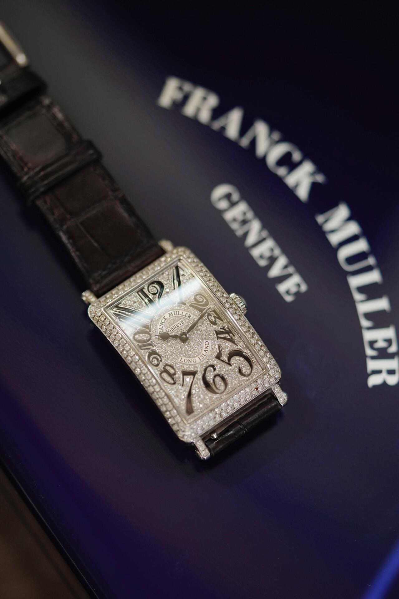 Women's watch