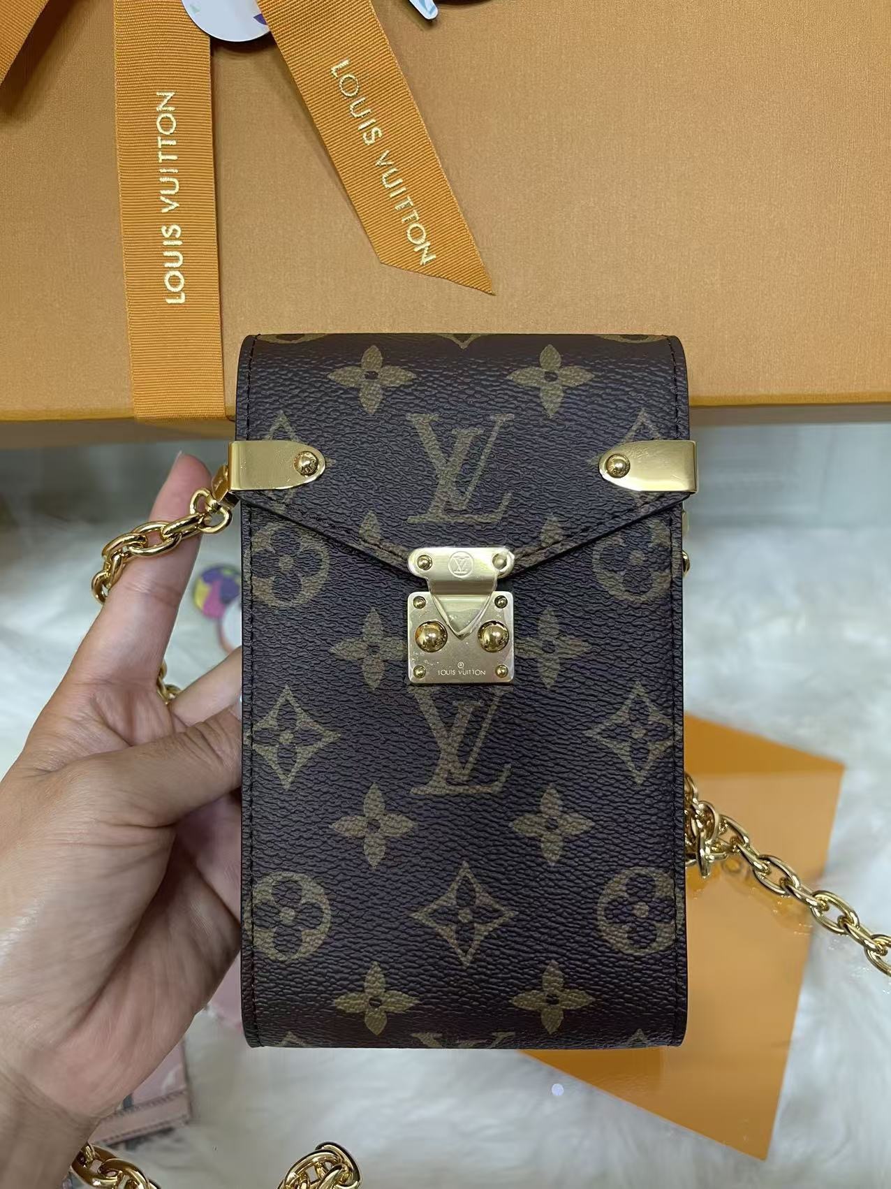 lv