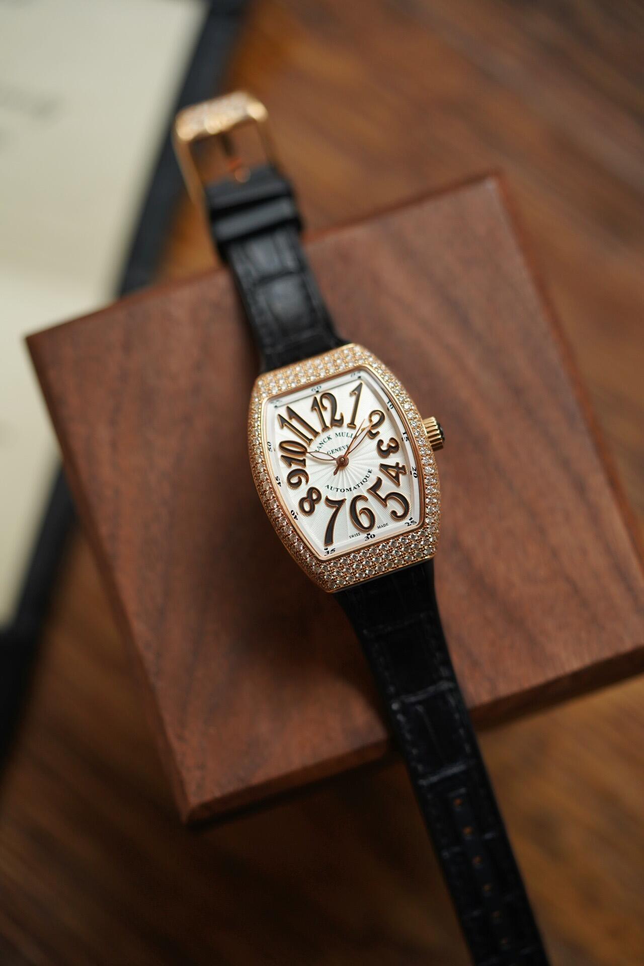 Women's watch
