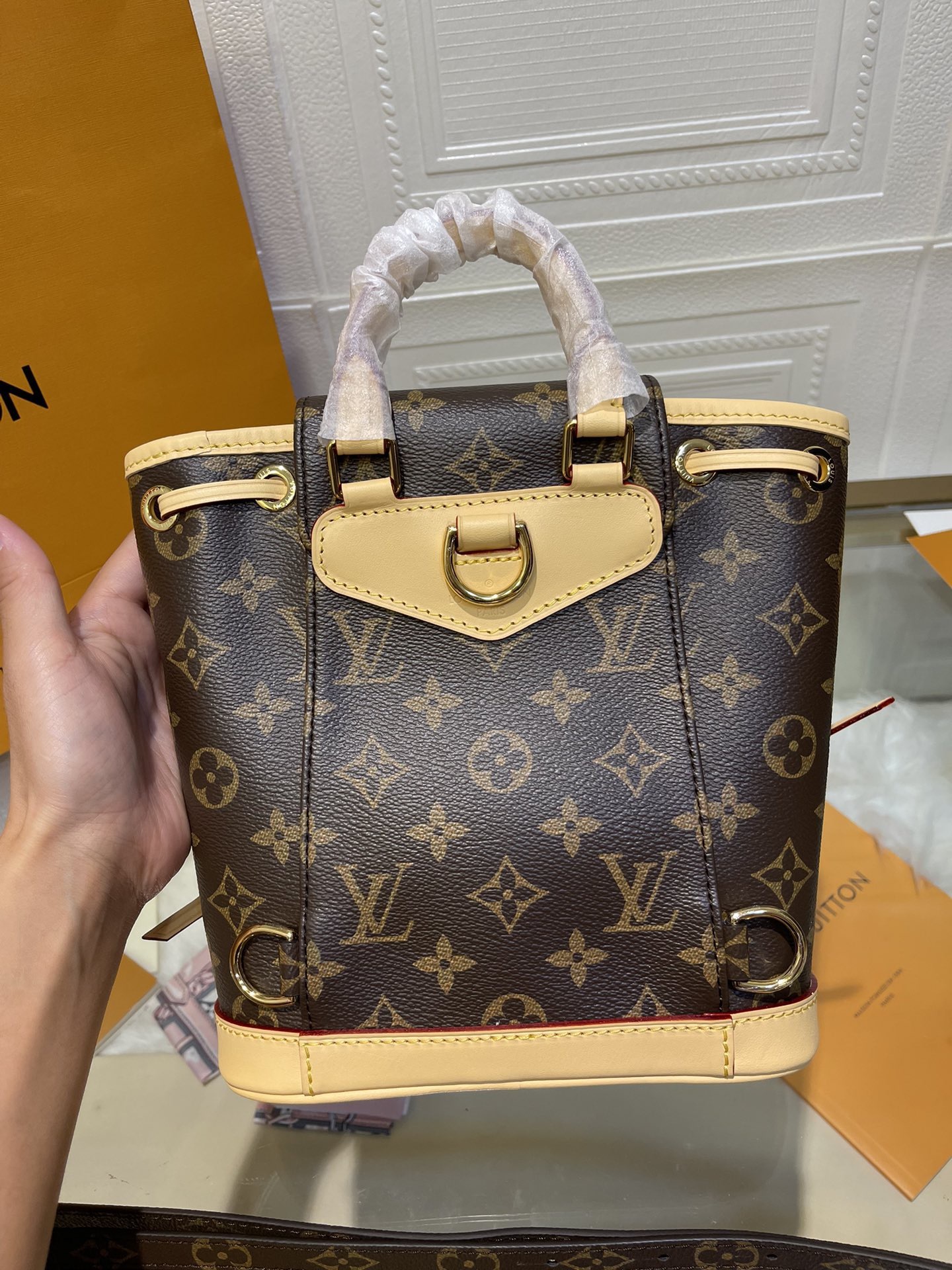 lv