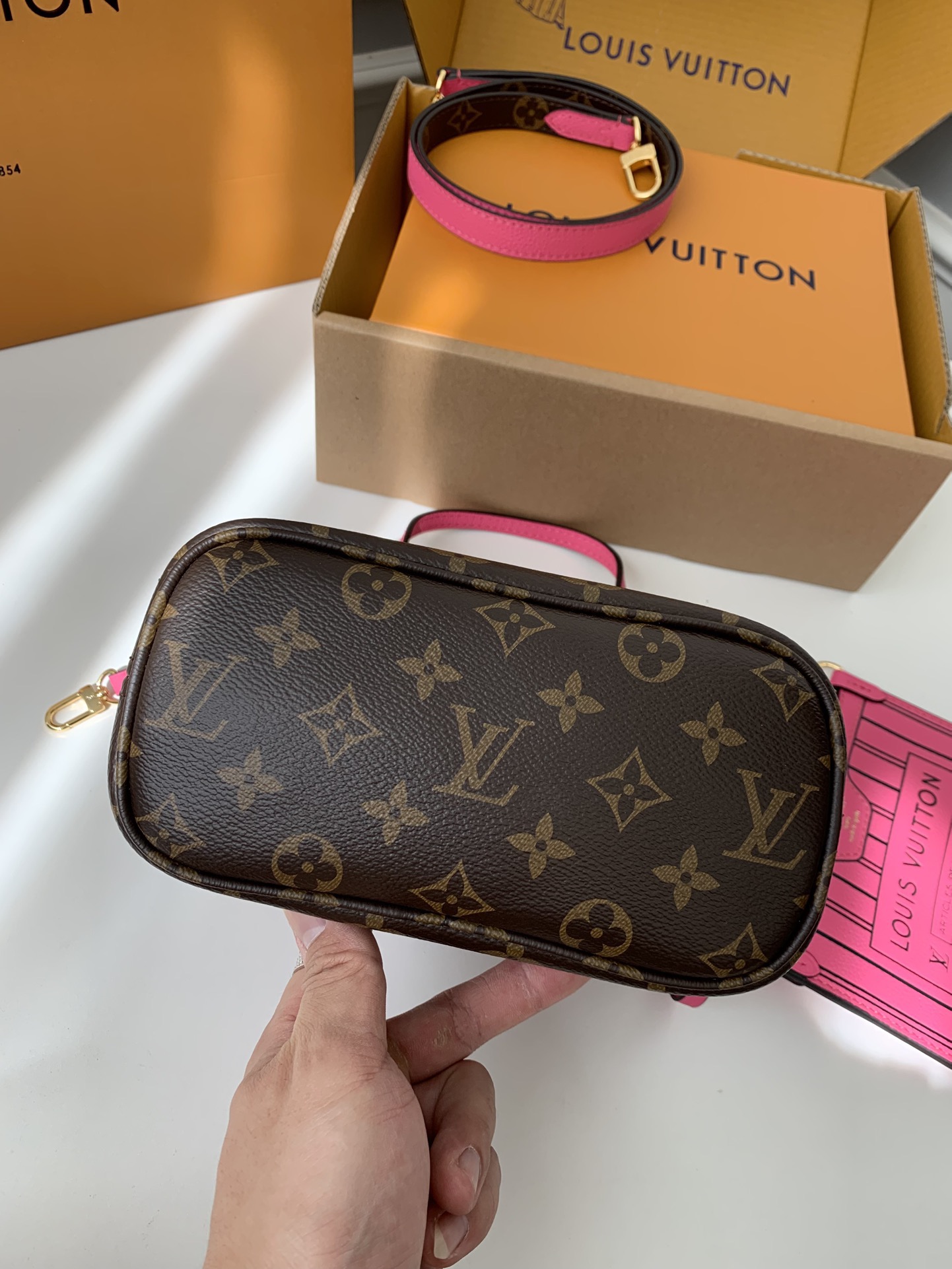 lv