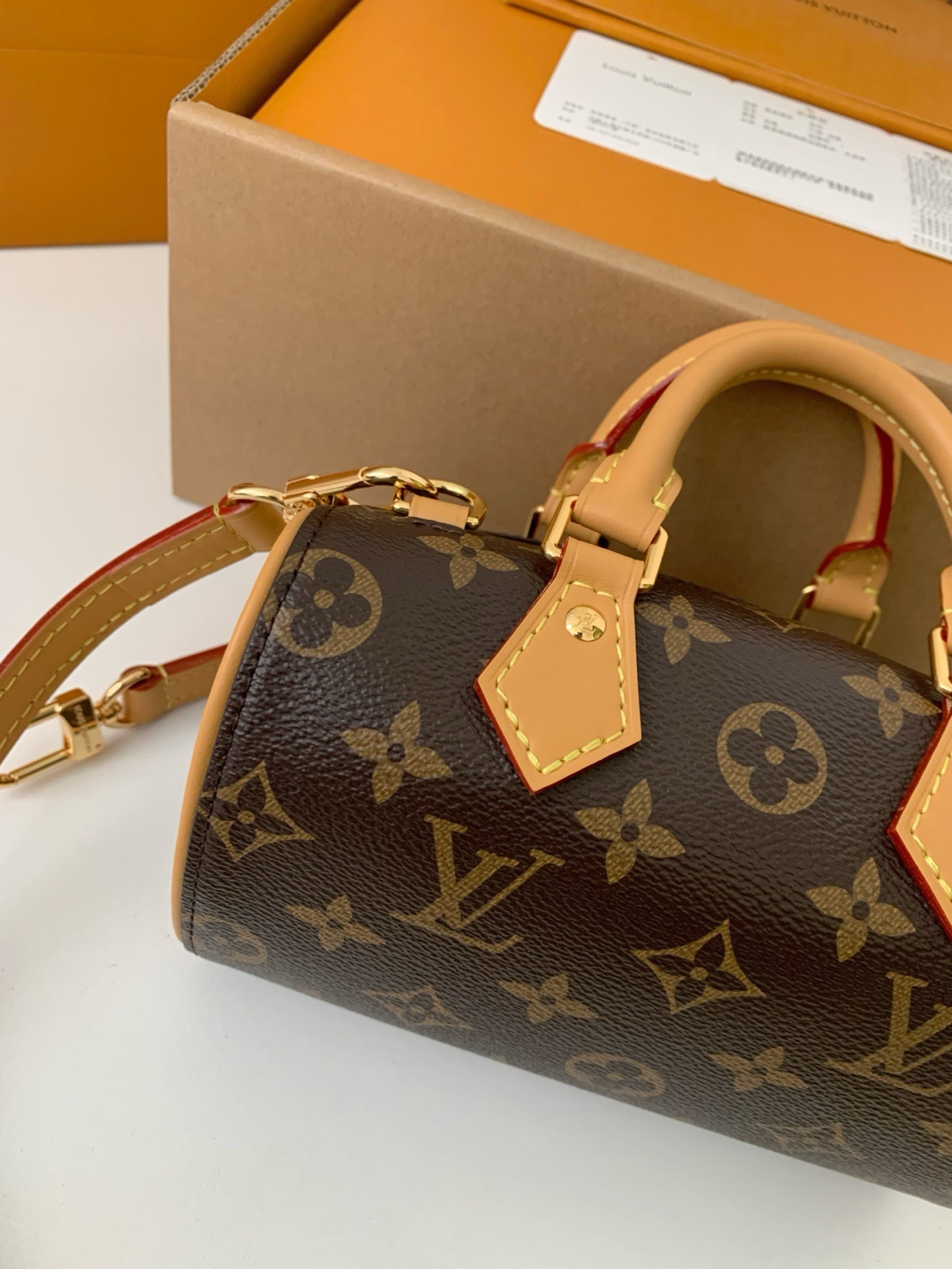 lv