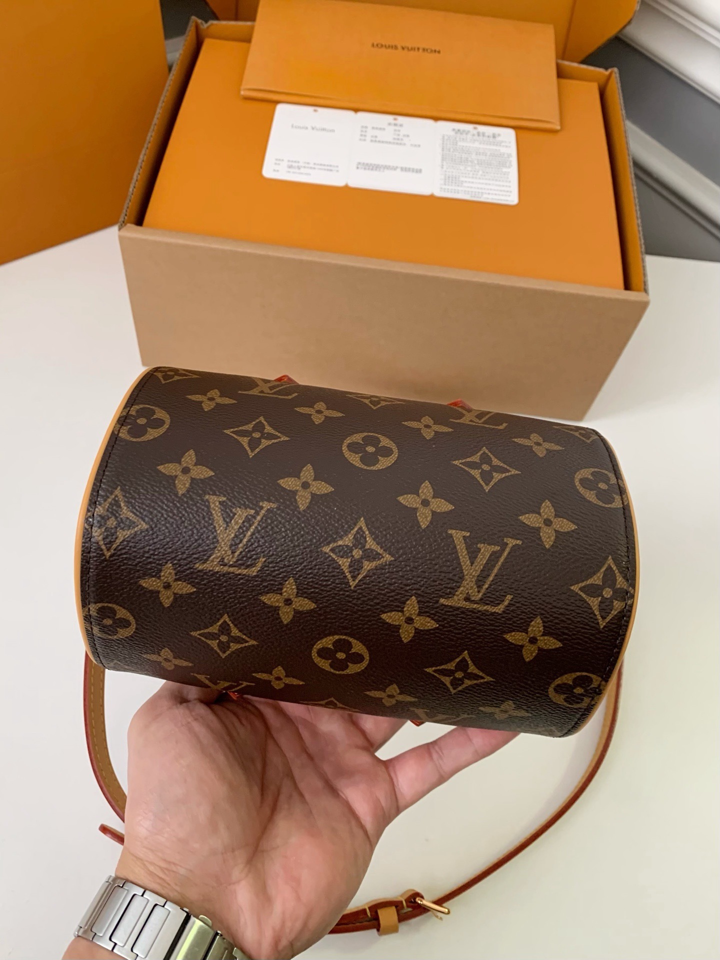 lv