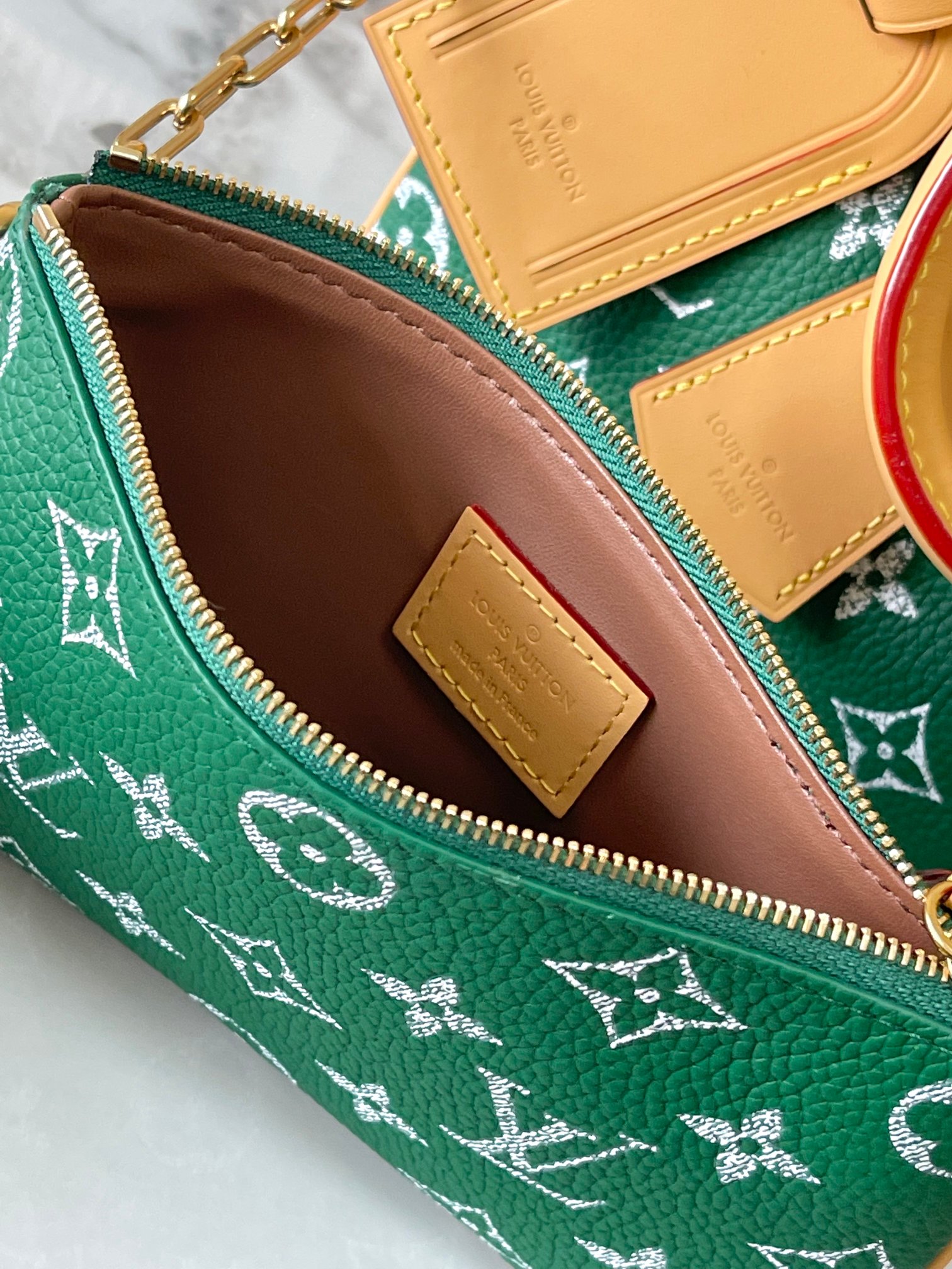 lv