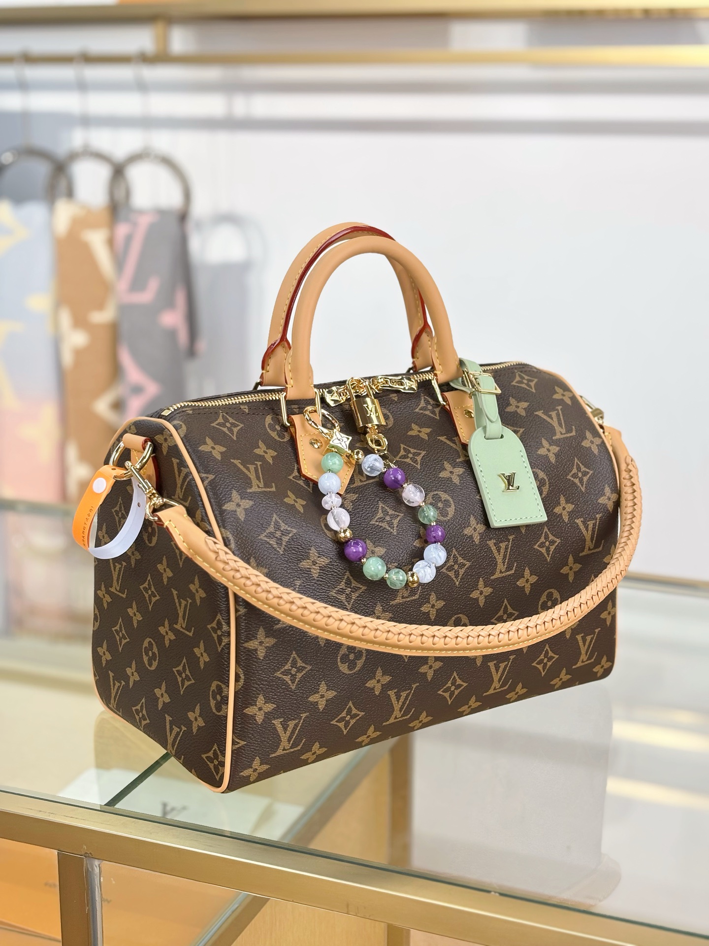 lv