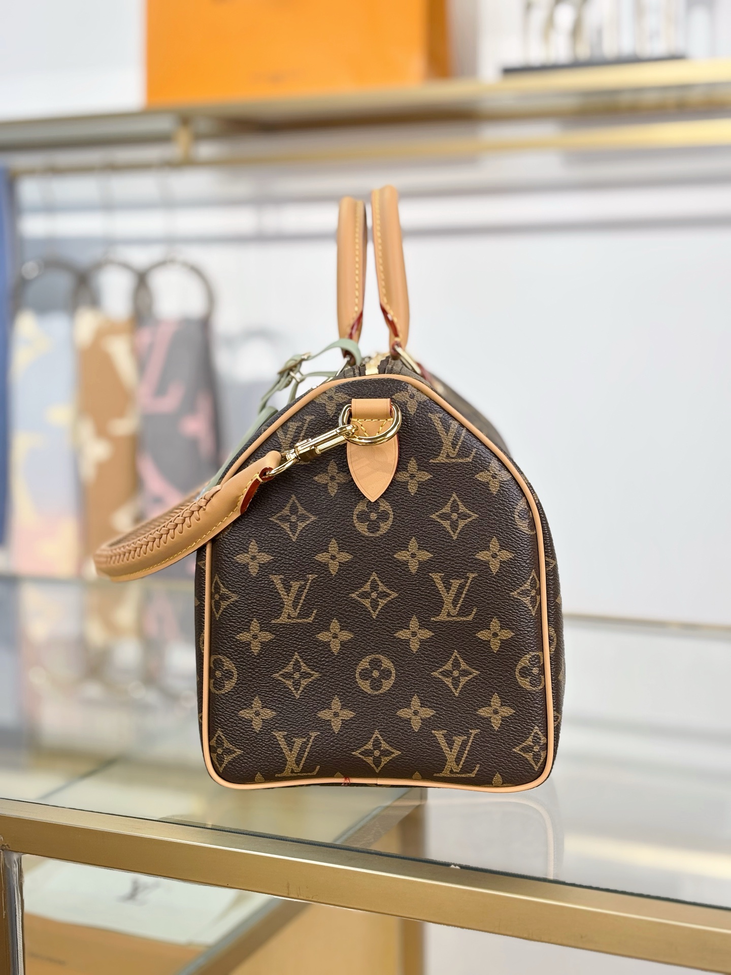 lv