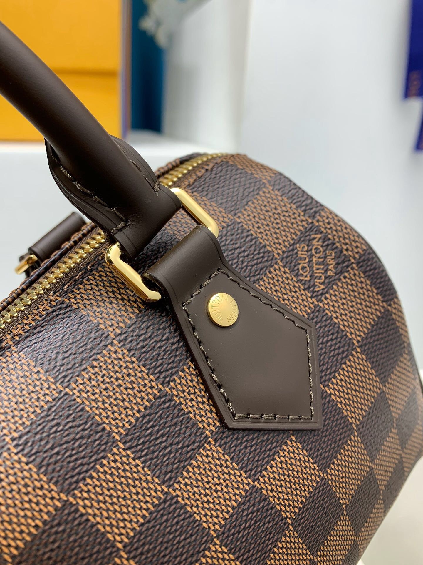 lv