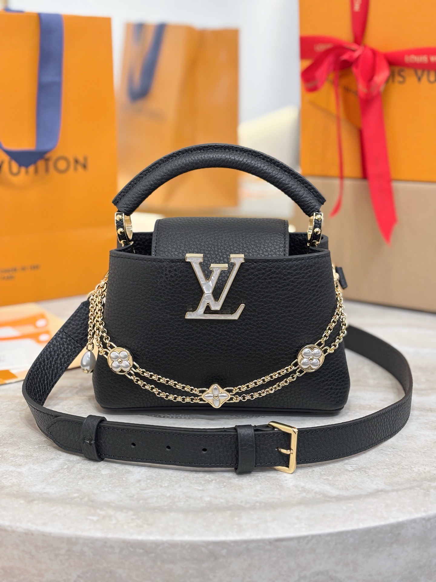 lv