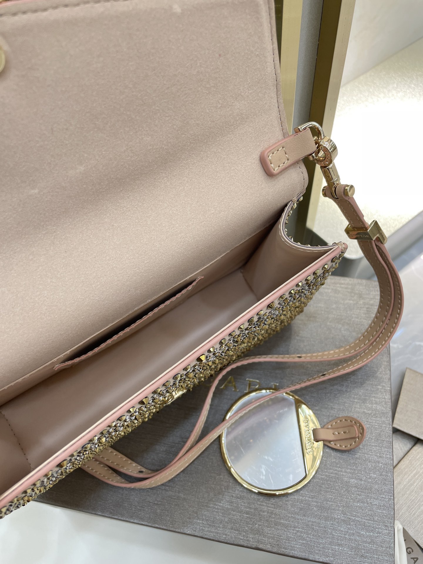 BVLGARI