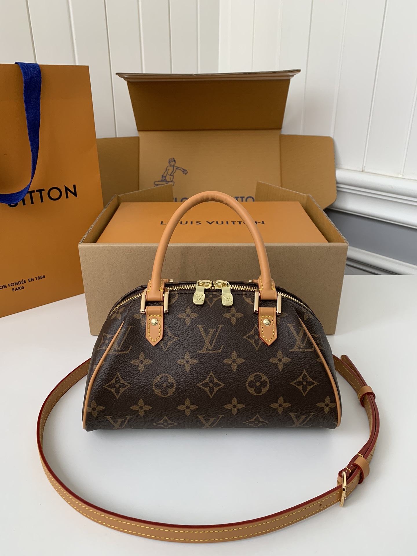 lv