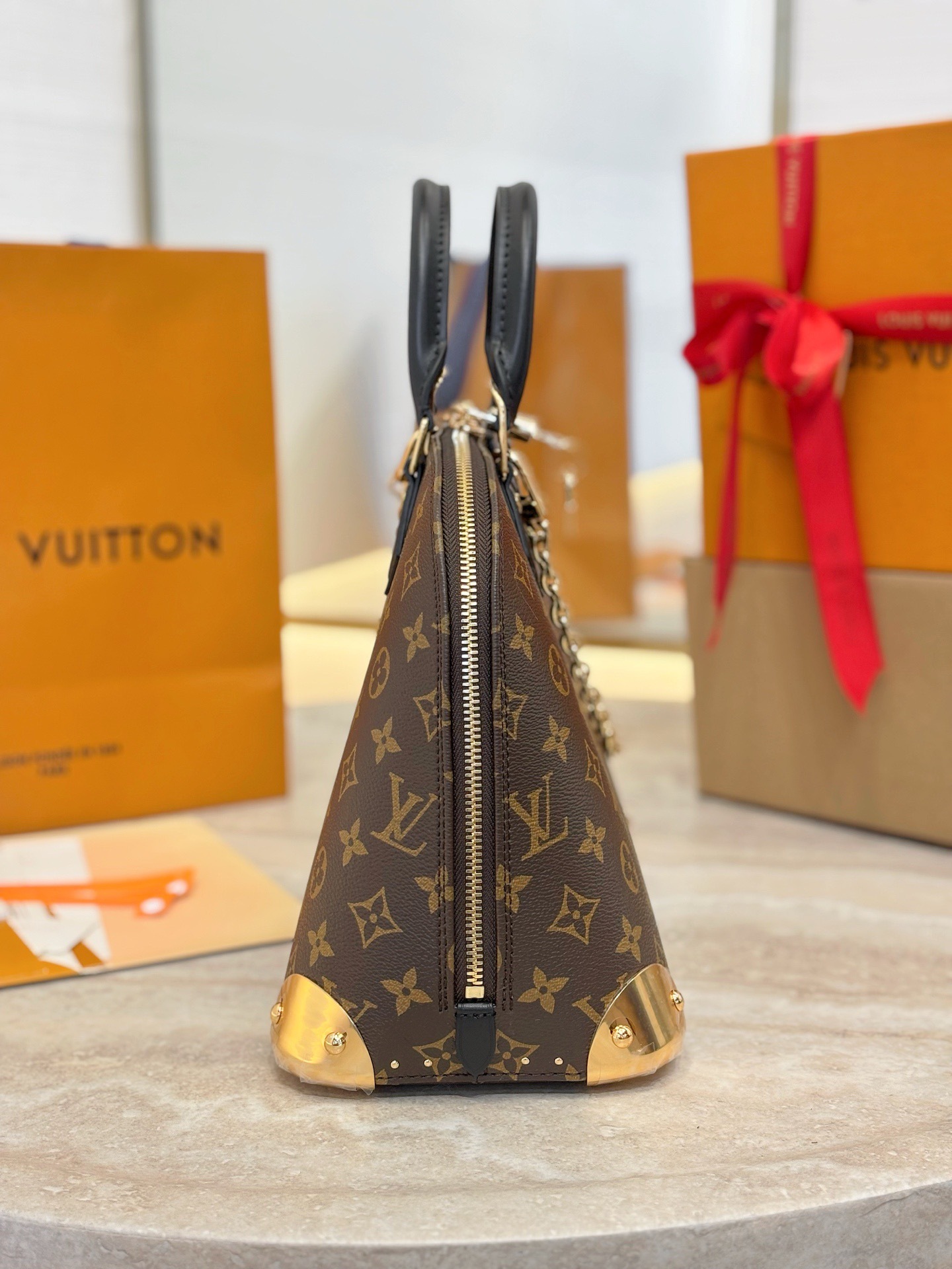 lv