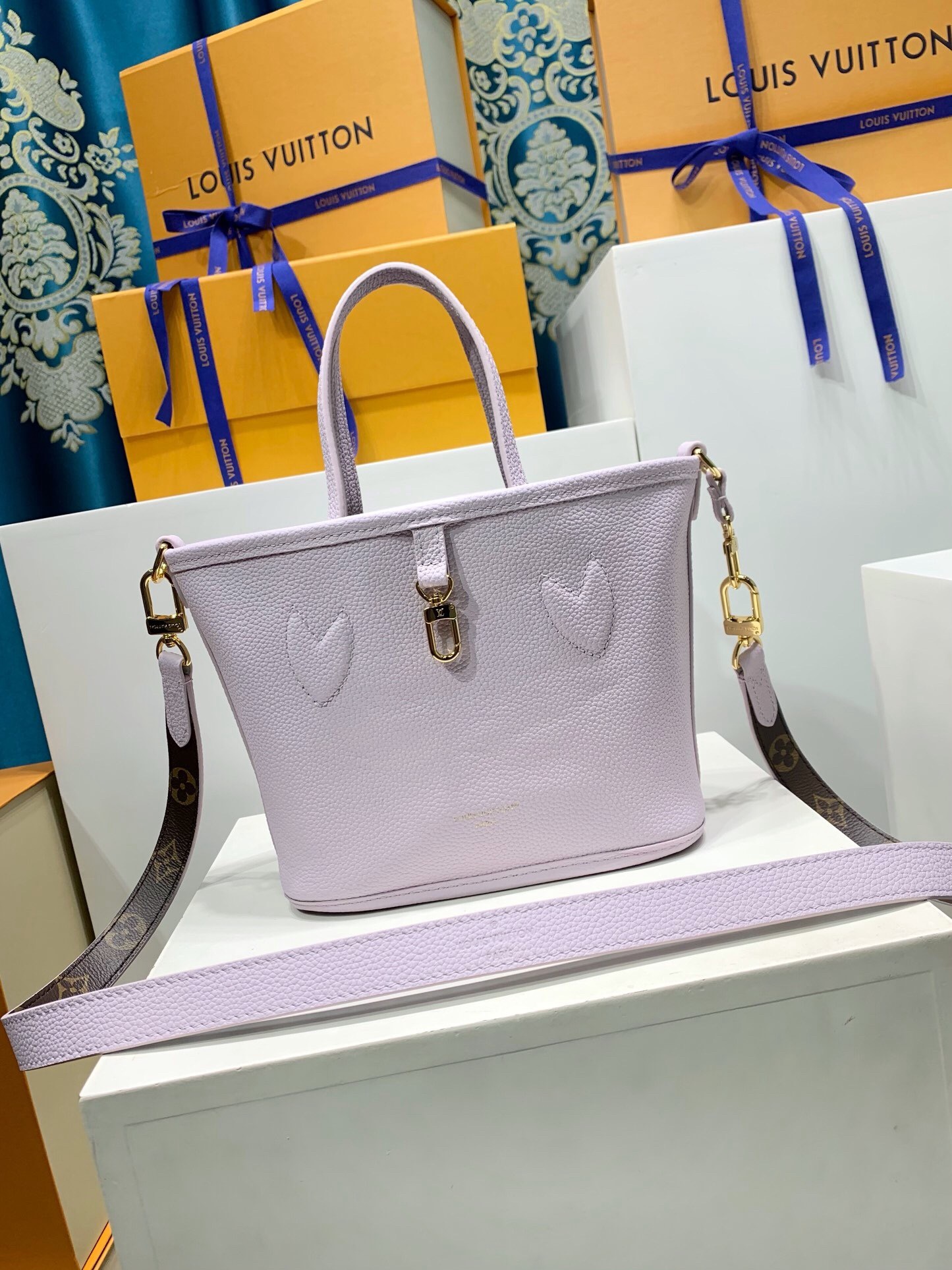 lv