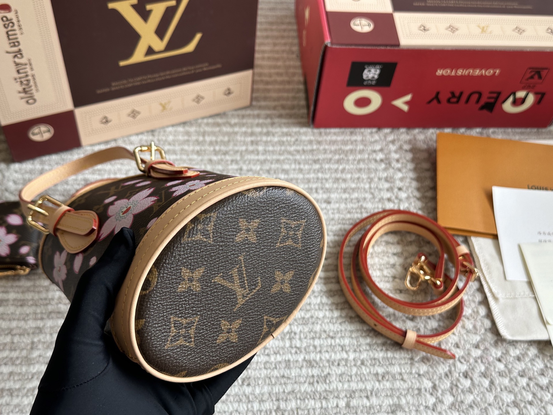 lv