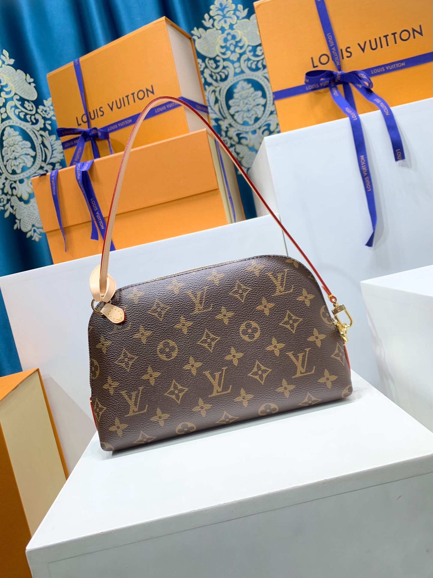 lv