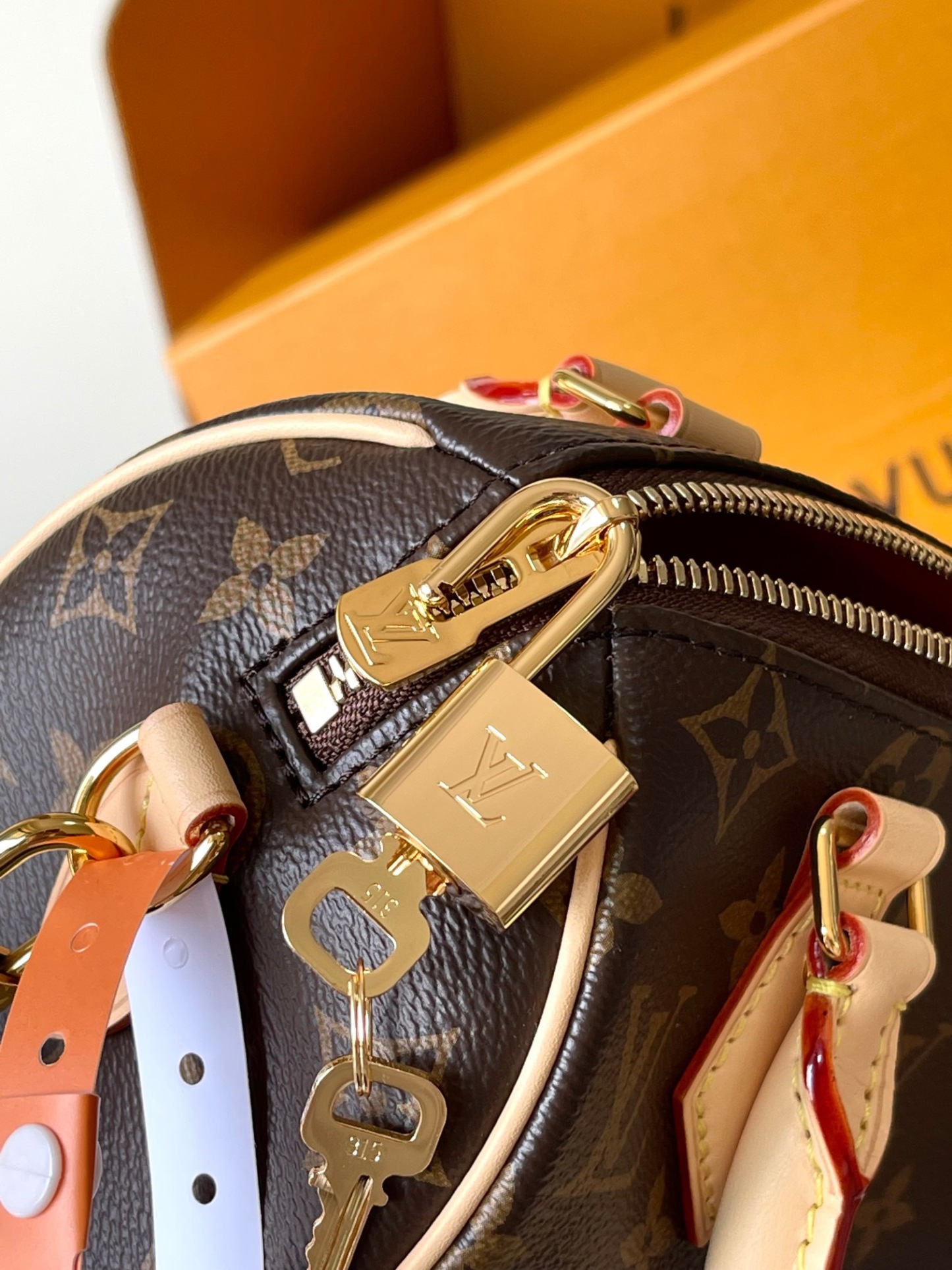 lv