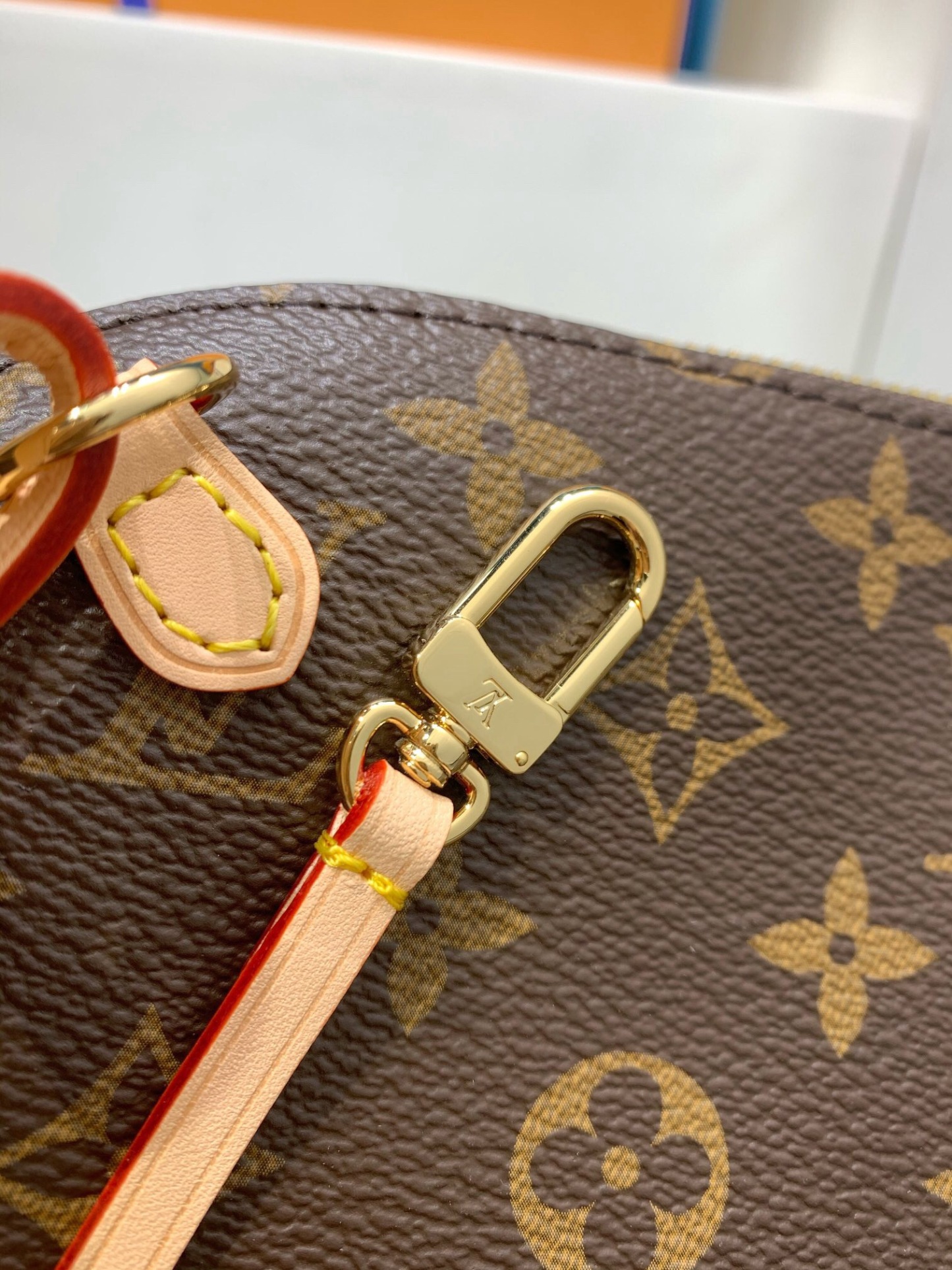 lv