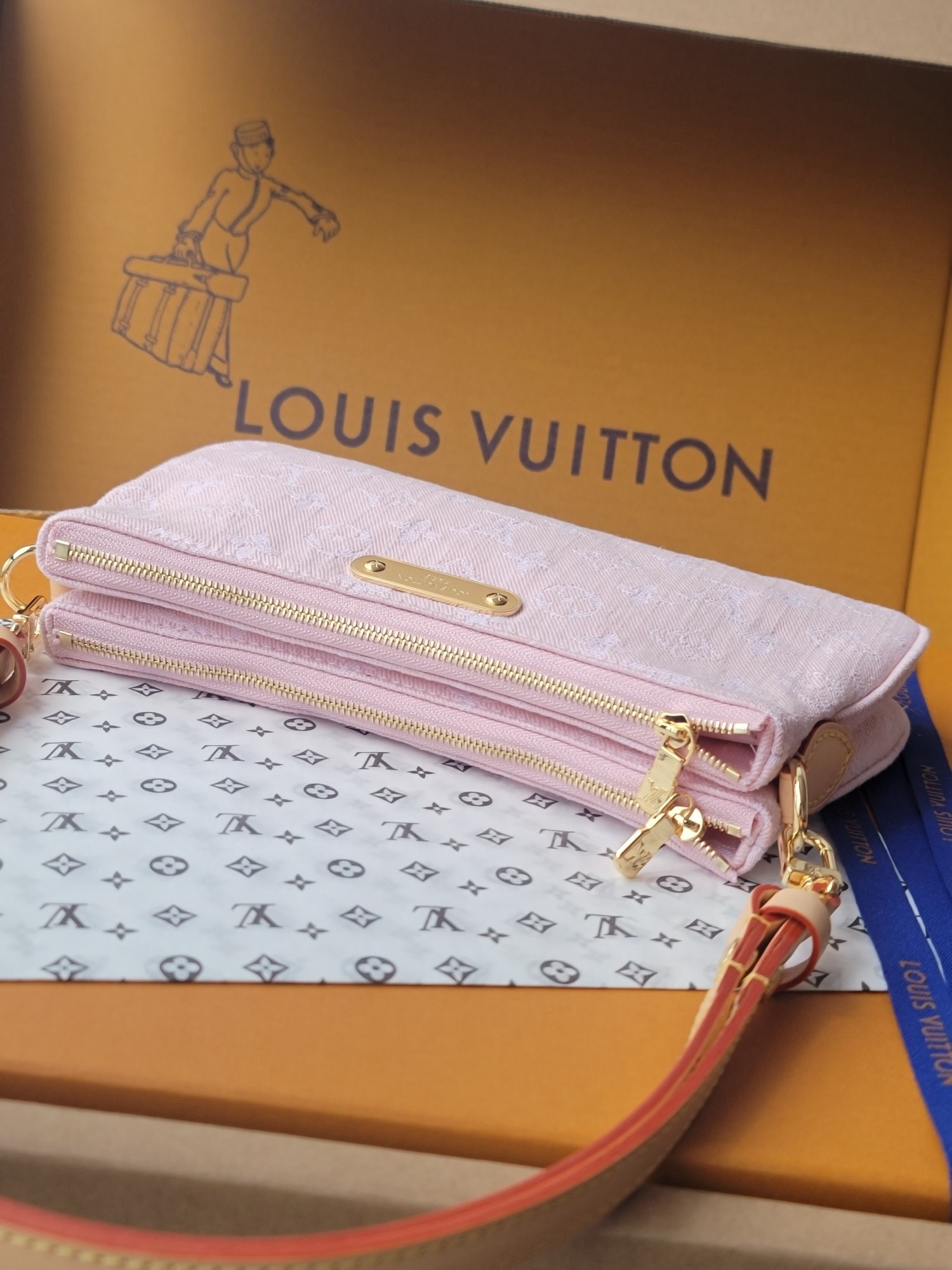 lv