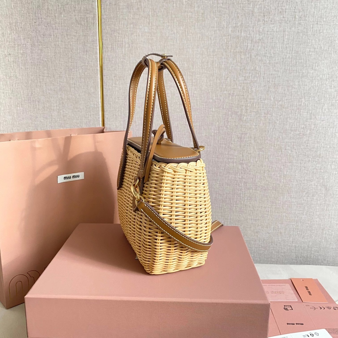 miumiu