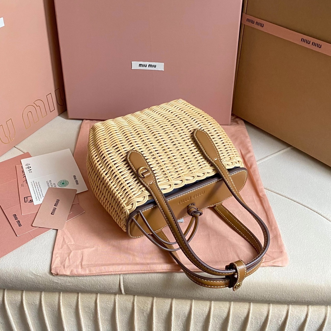 miumiu