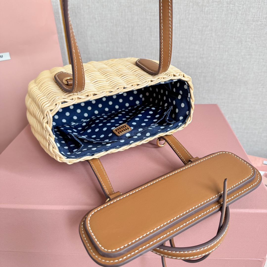 miumiu