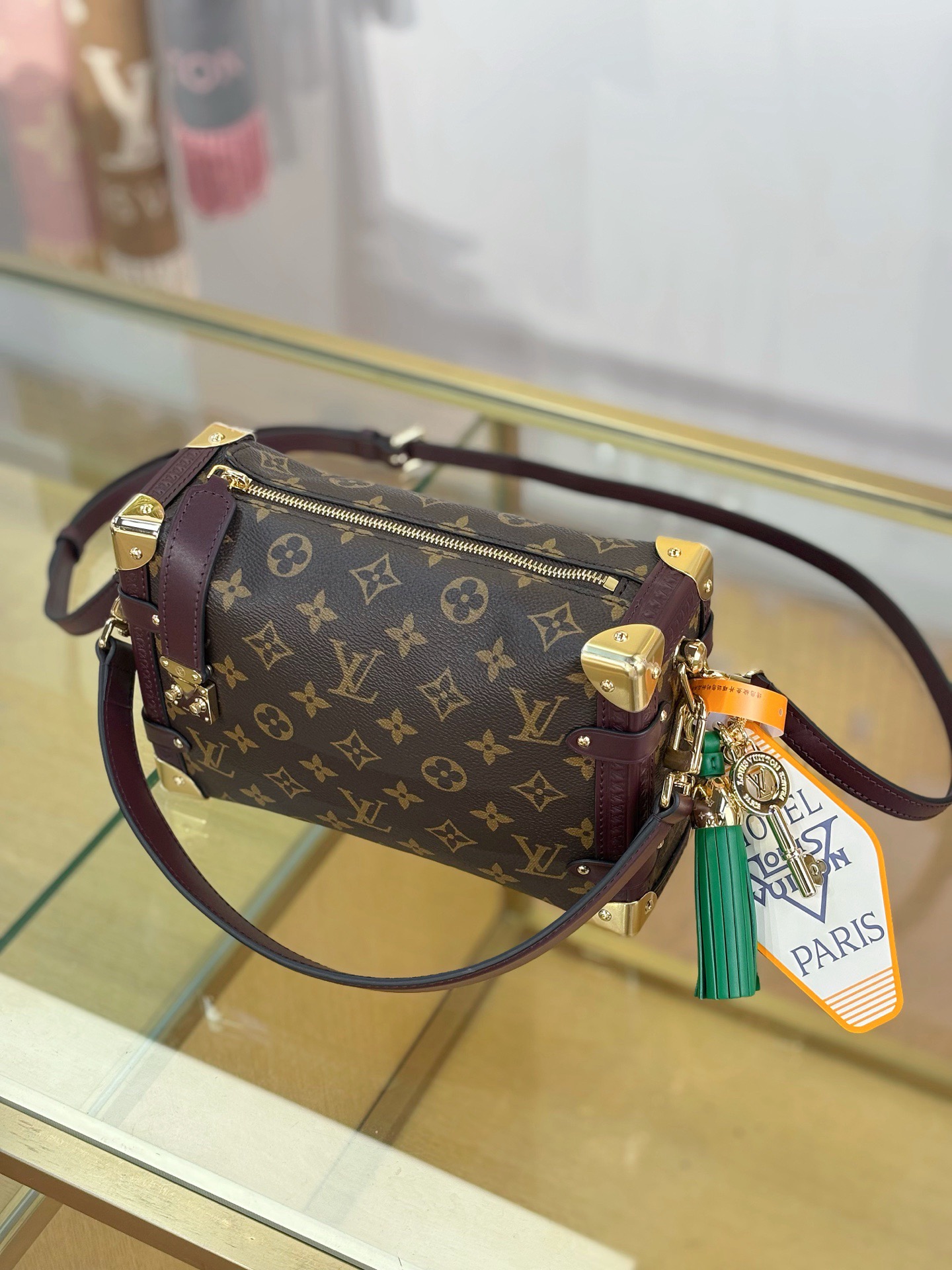 lv