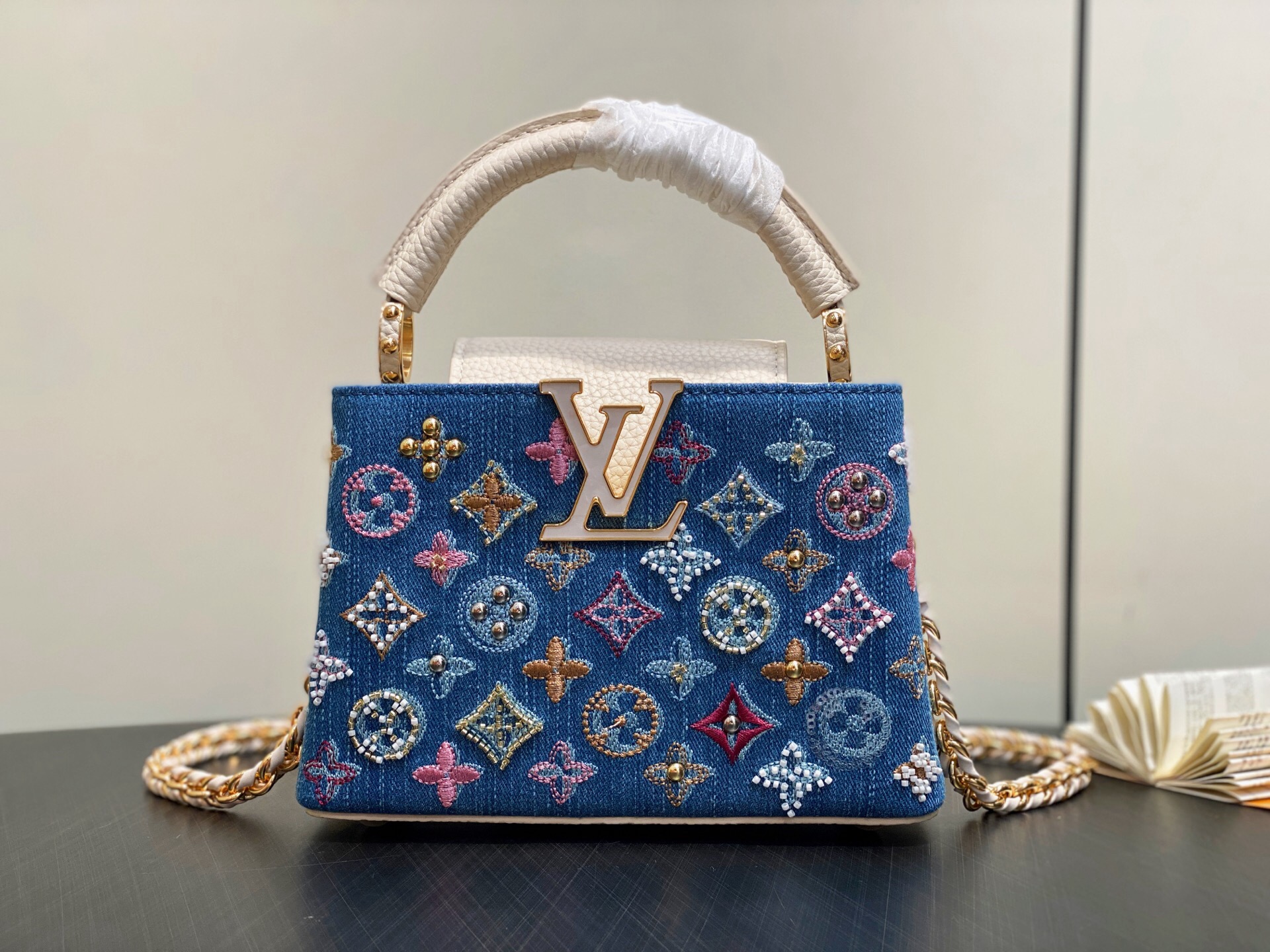 lv