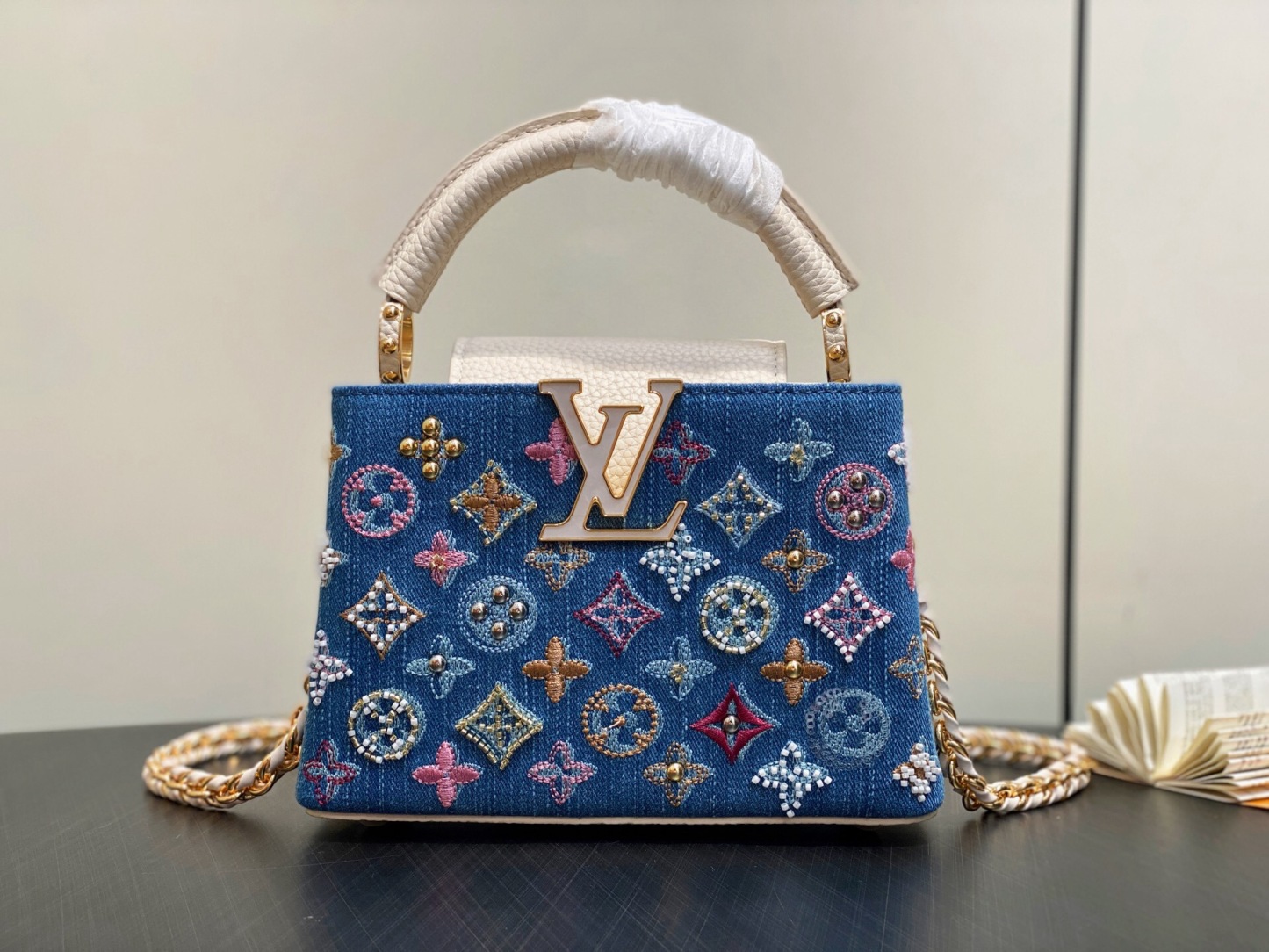 lv