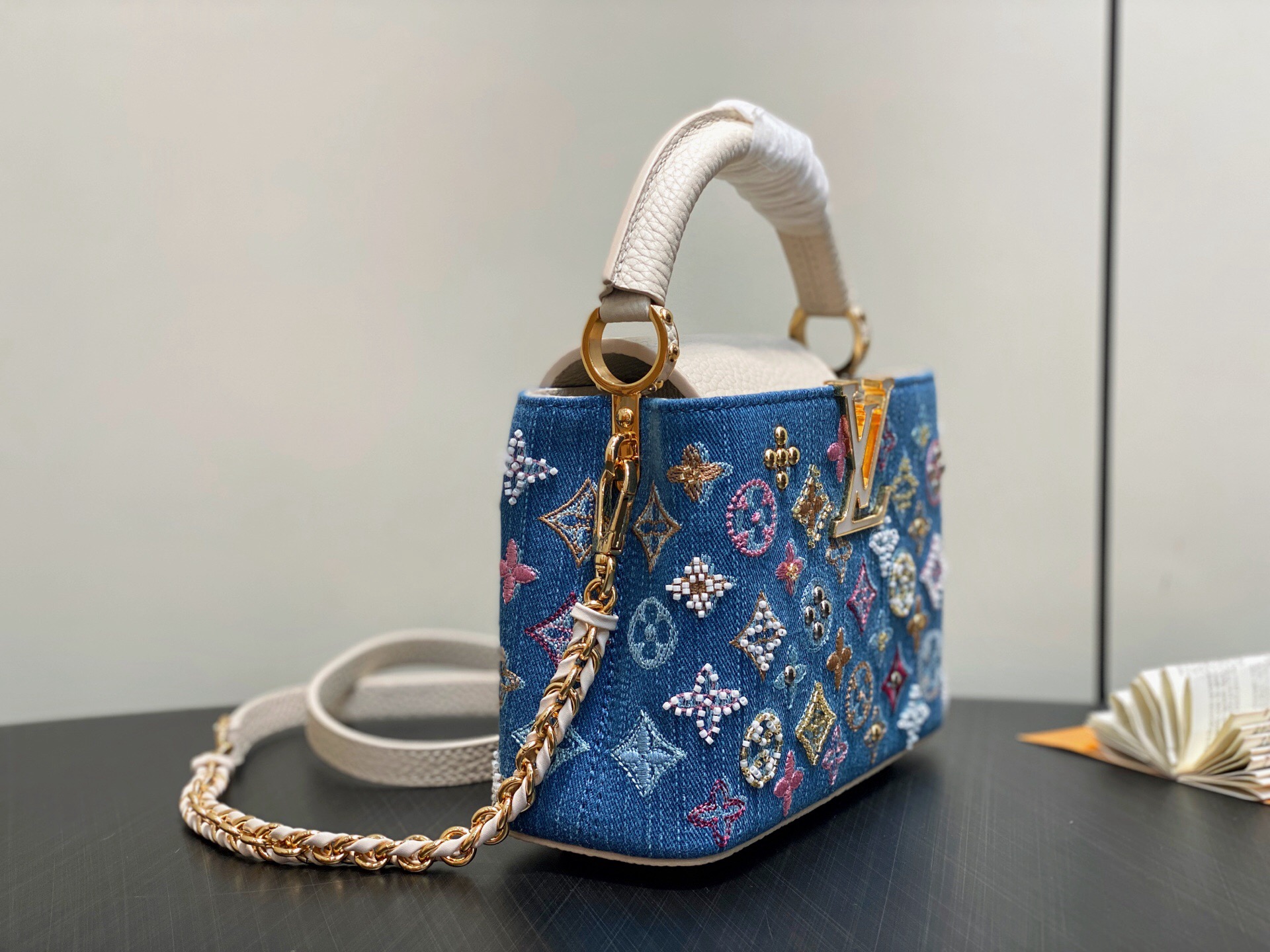 lv