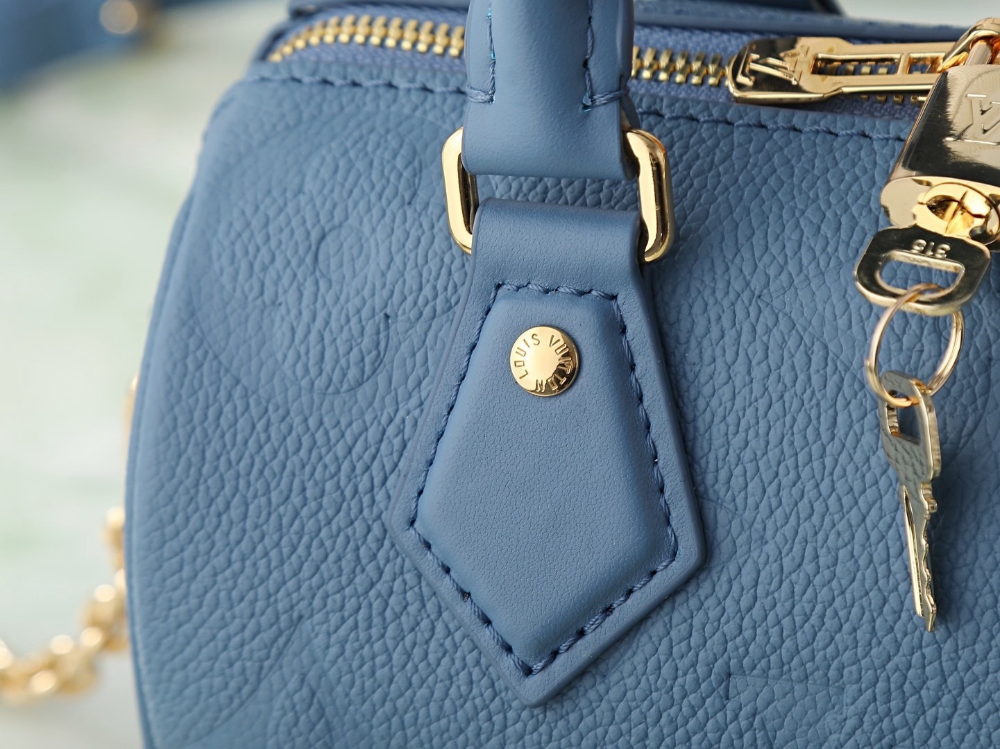 lv