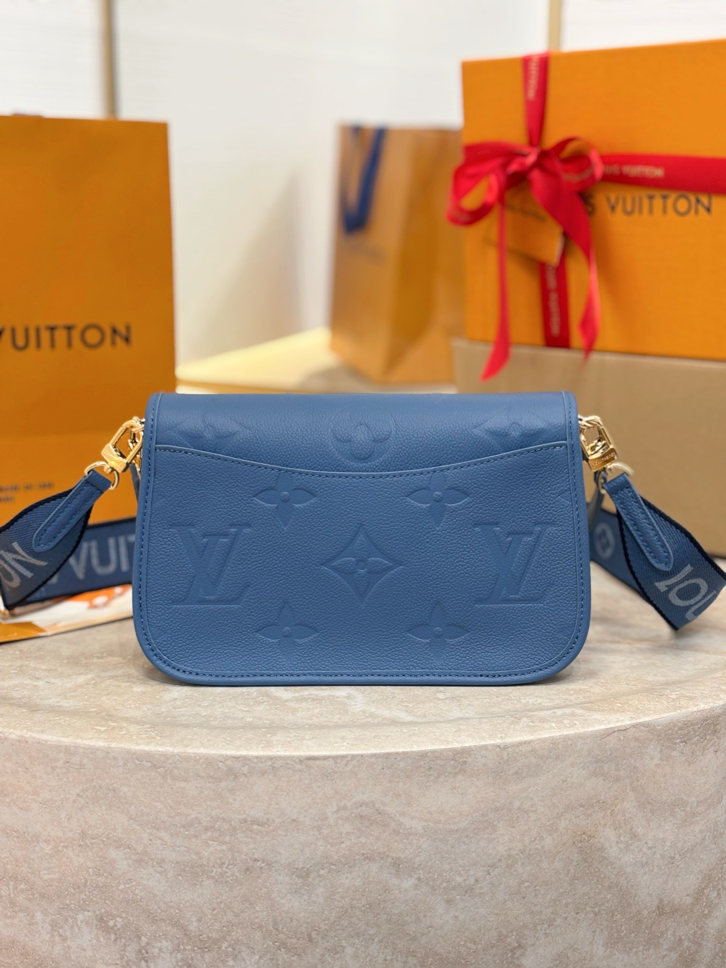 lv