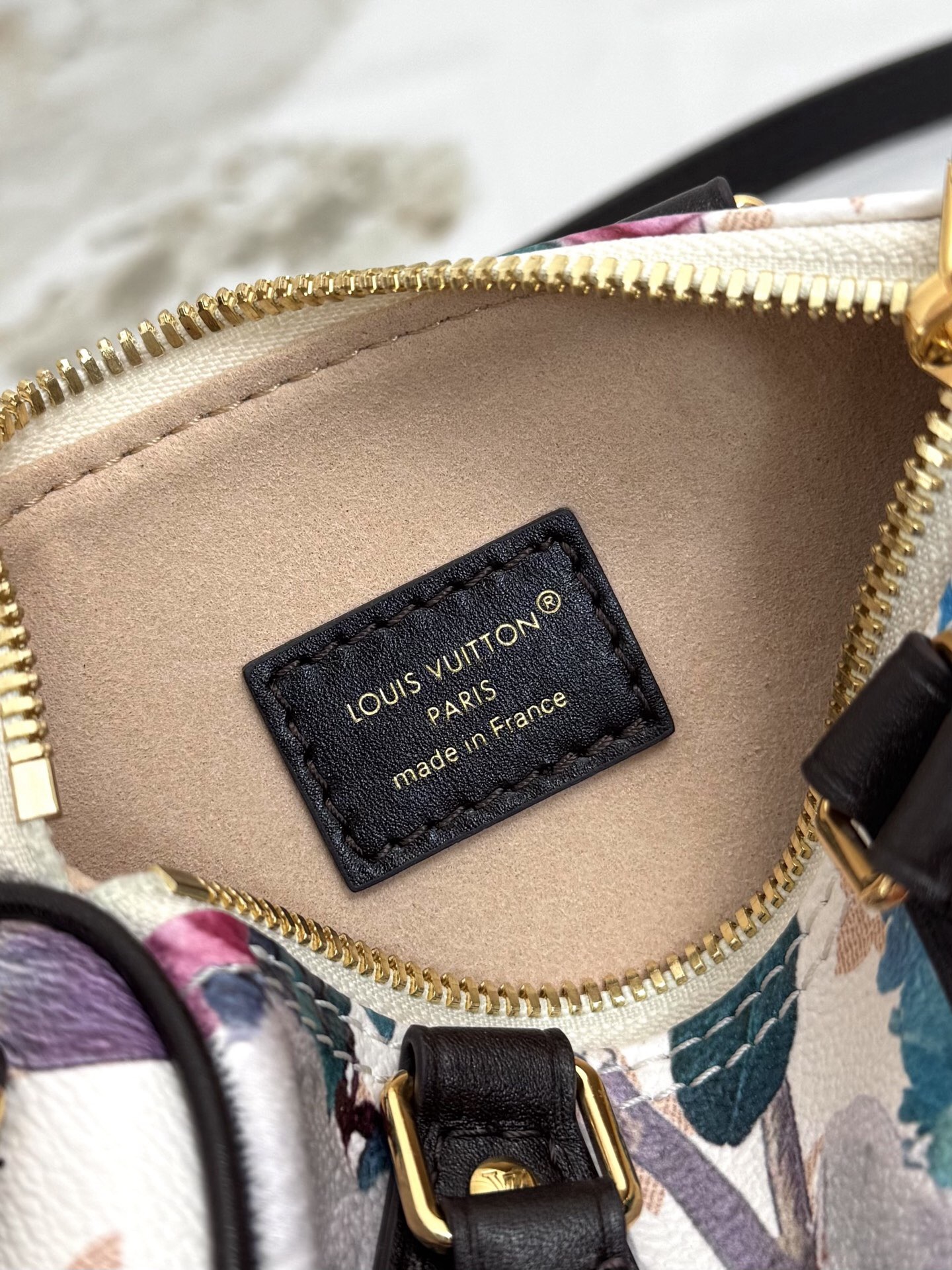 lv