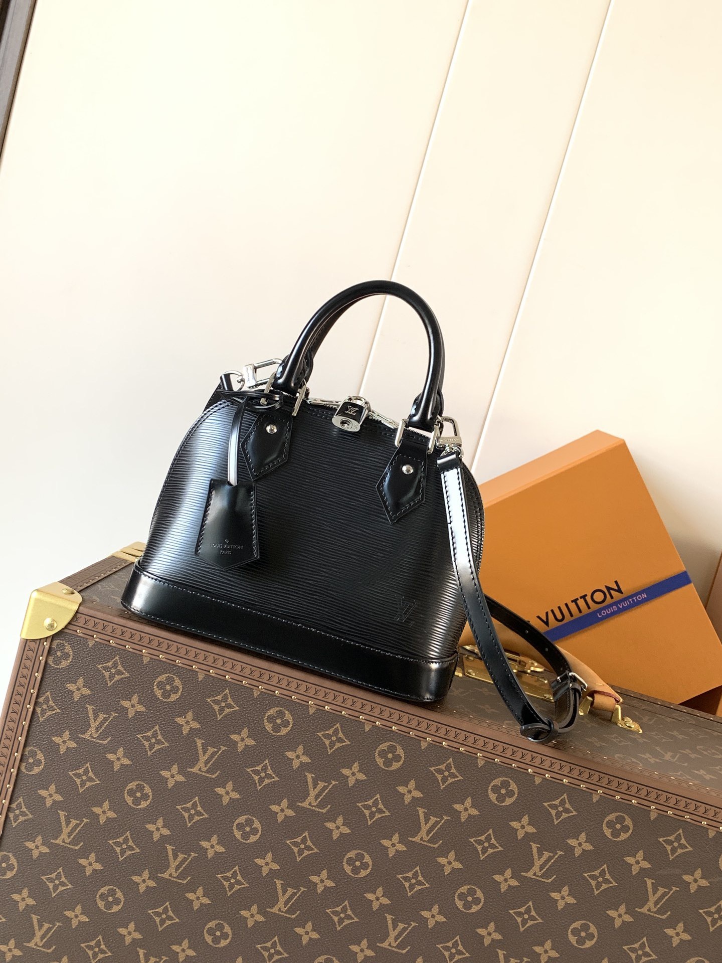lv