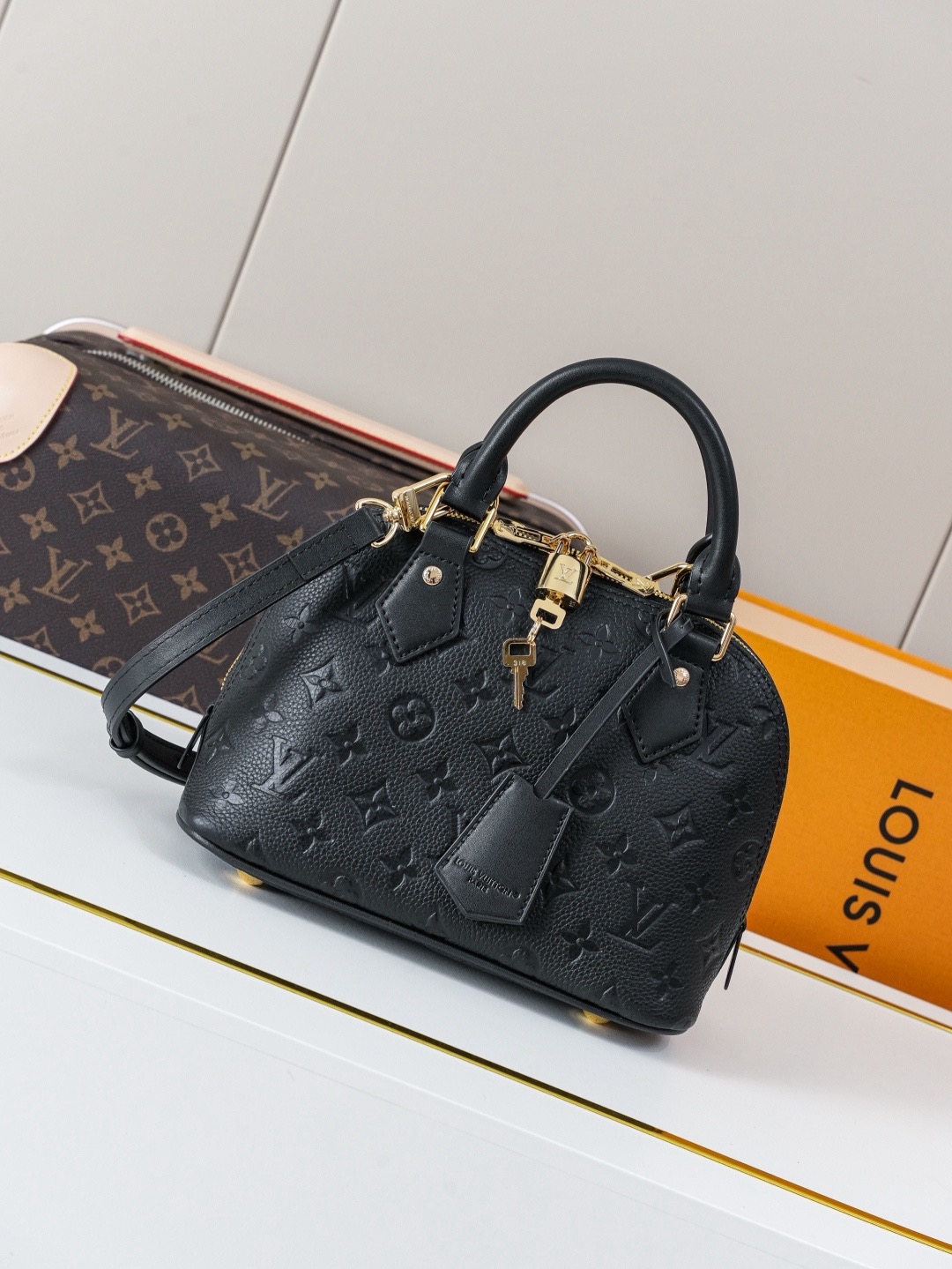 lv