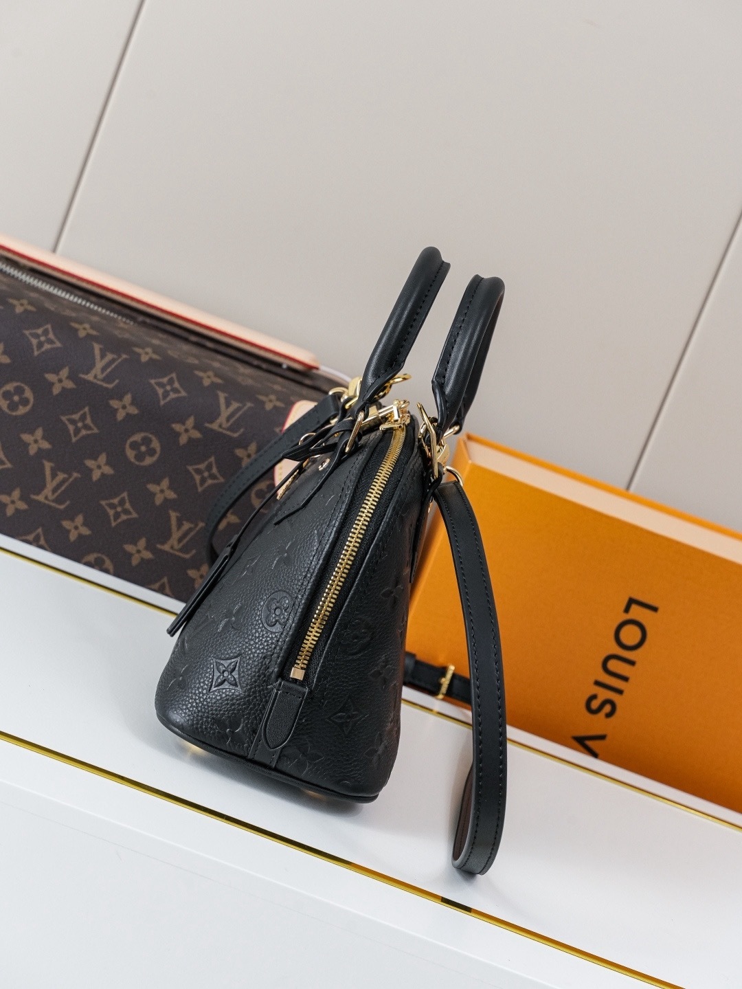lv