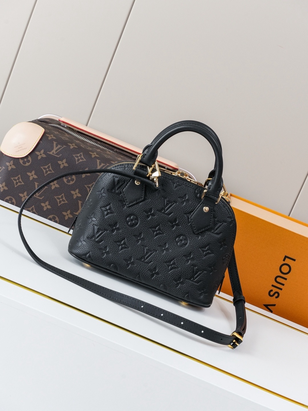 lv