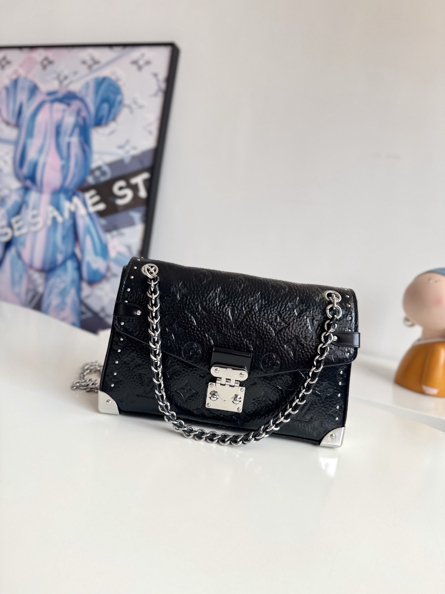 lv