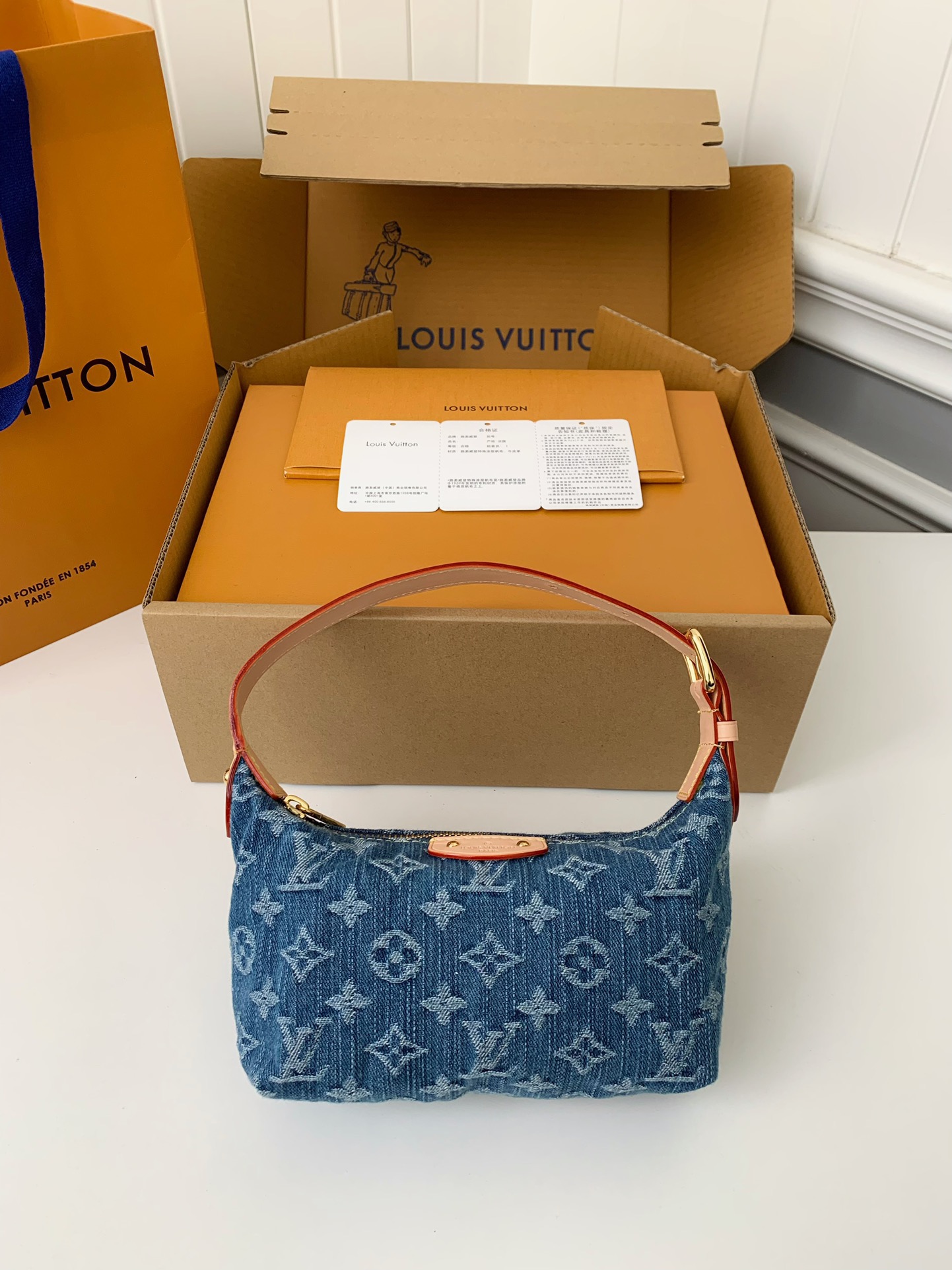 lv