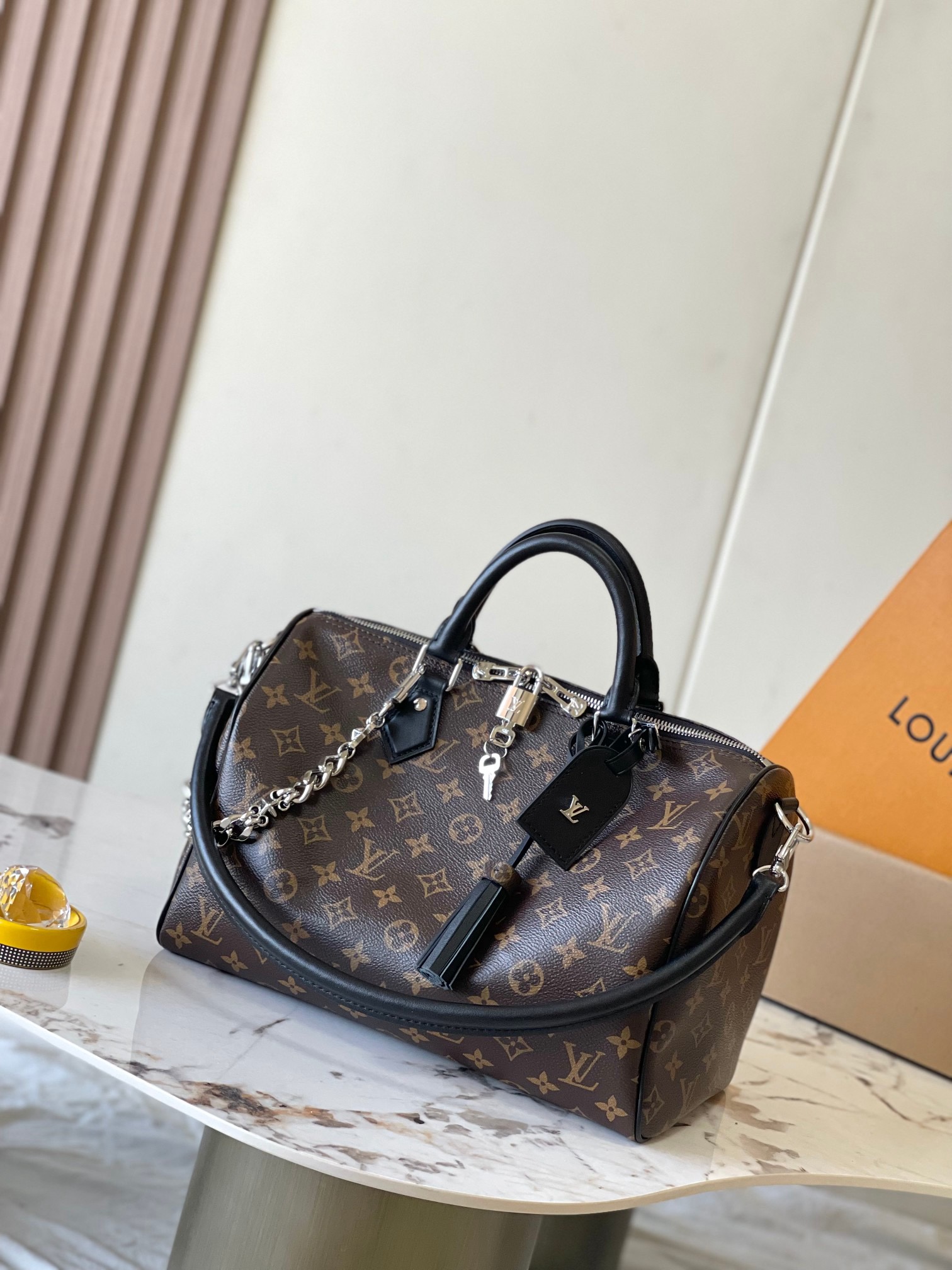 lv