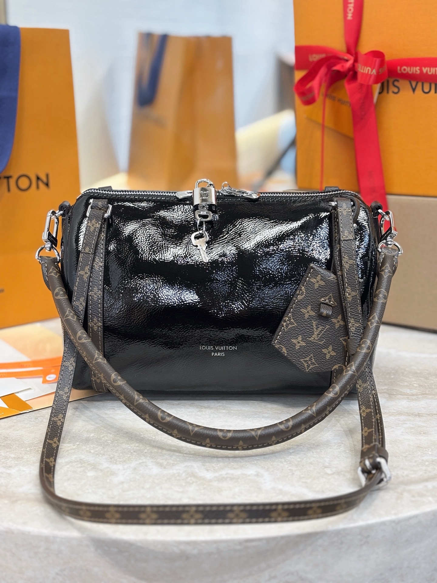 lv