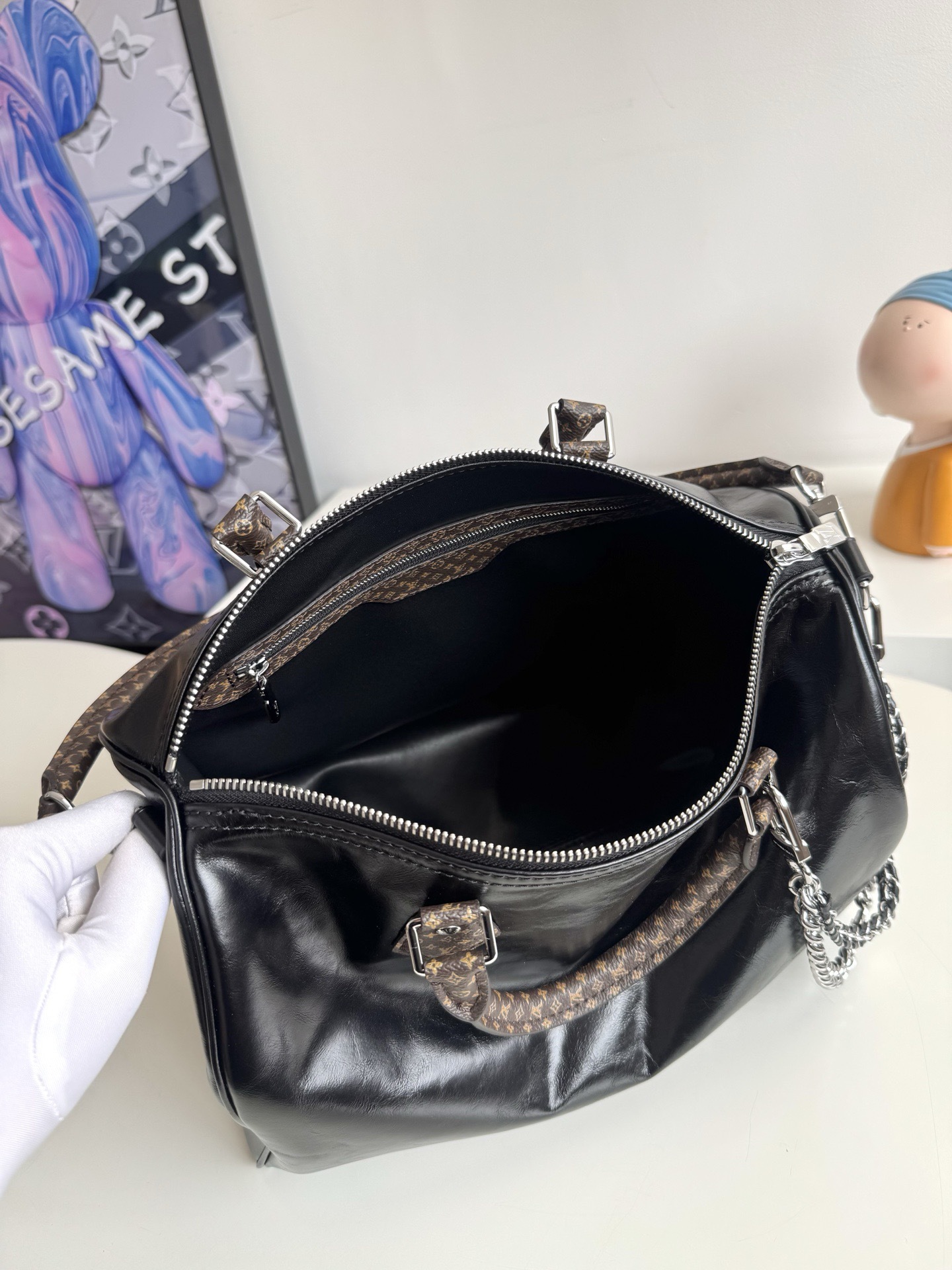 lv