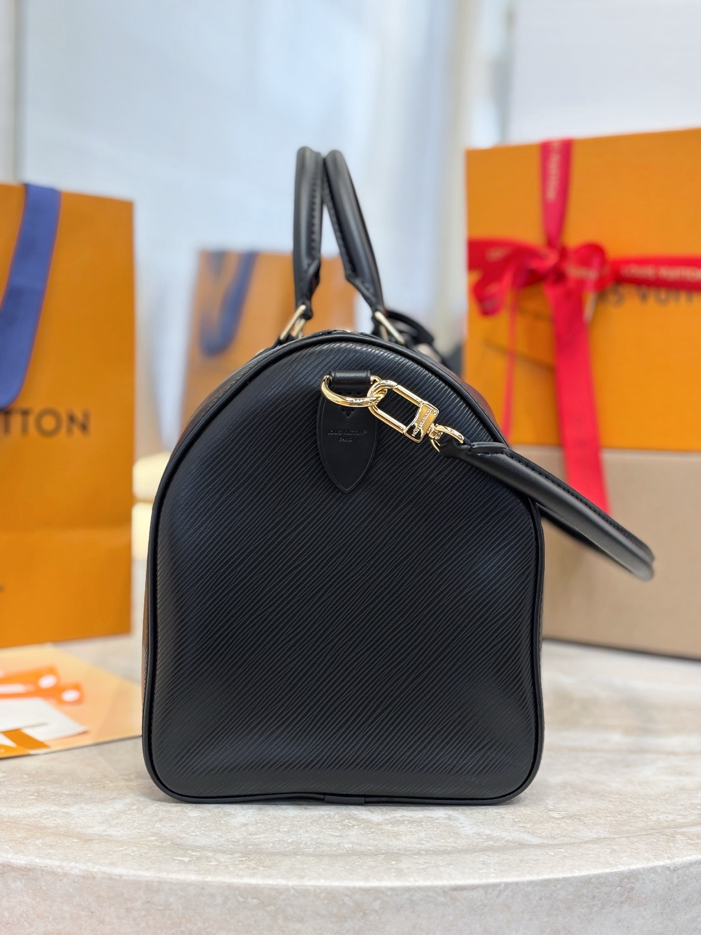 lv