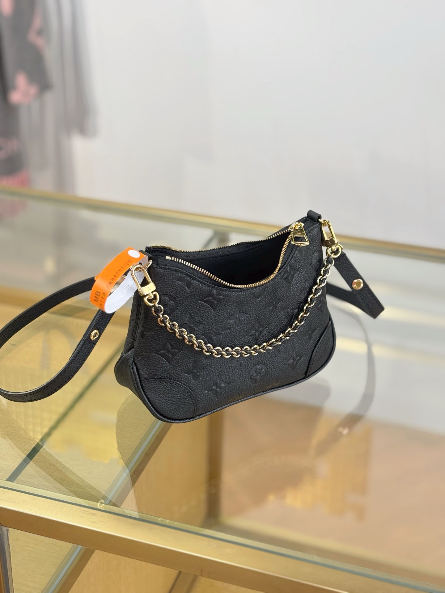 lv