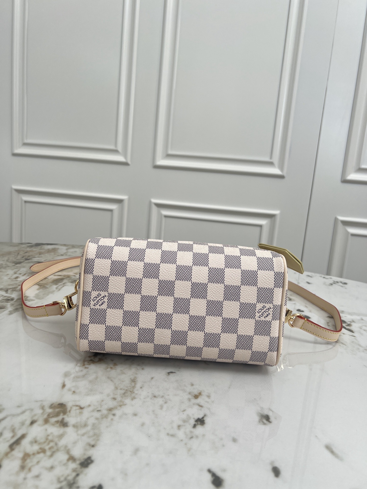 lv
