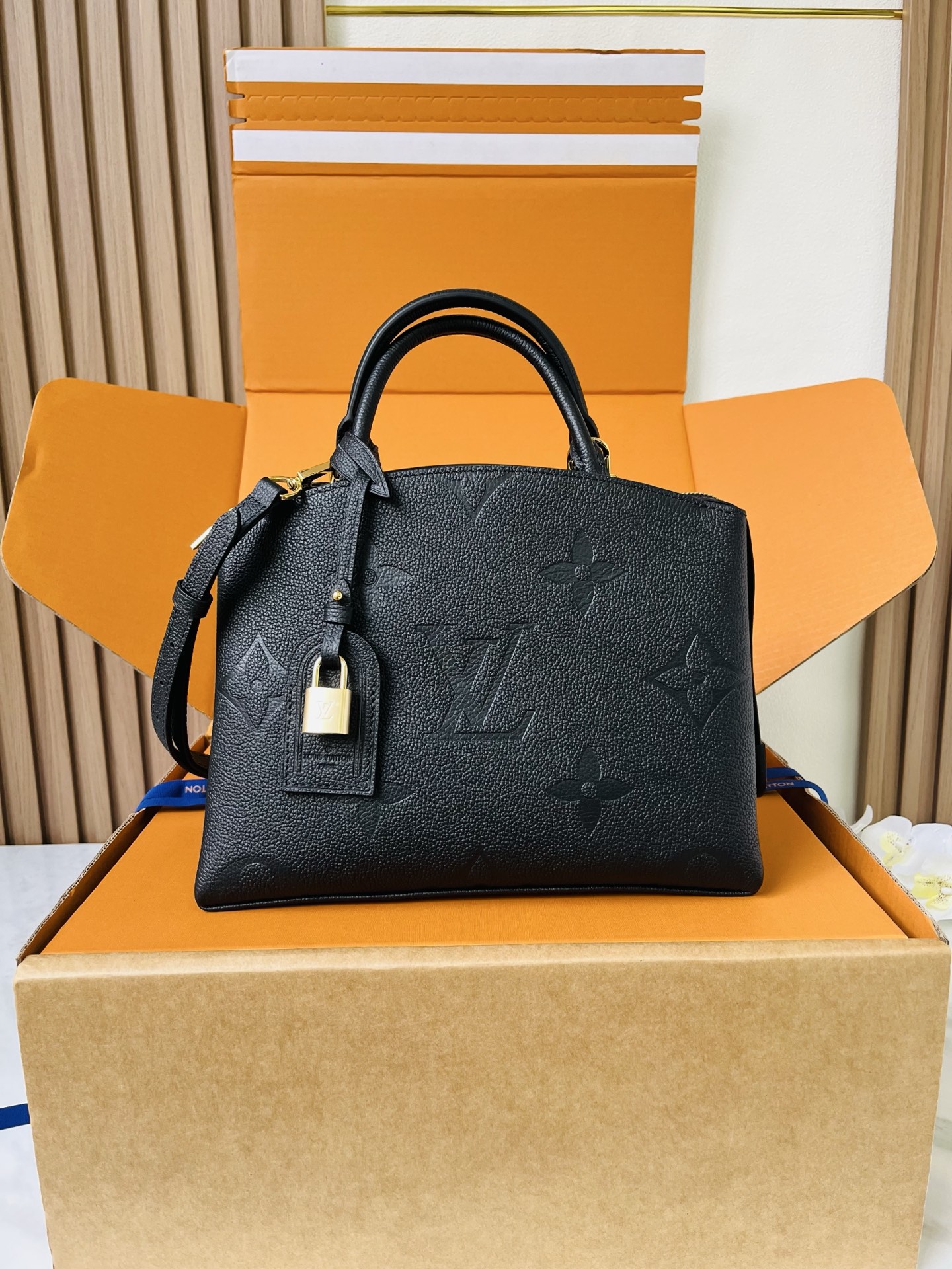   lv