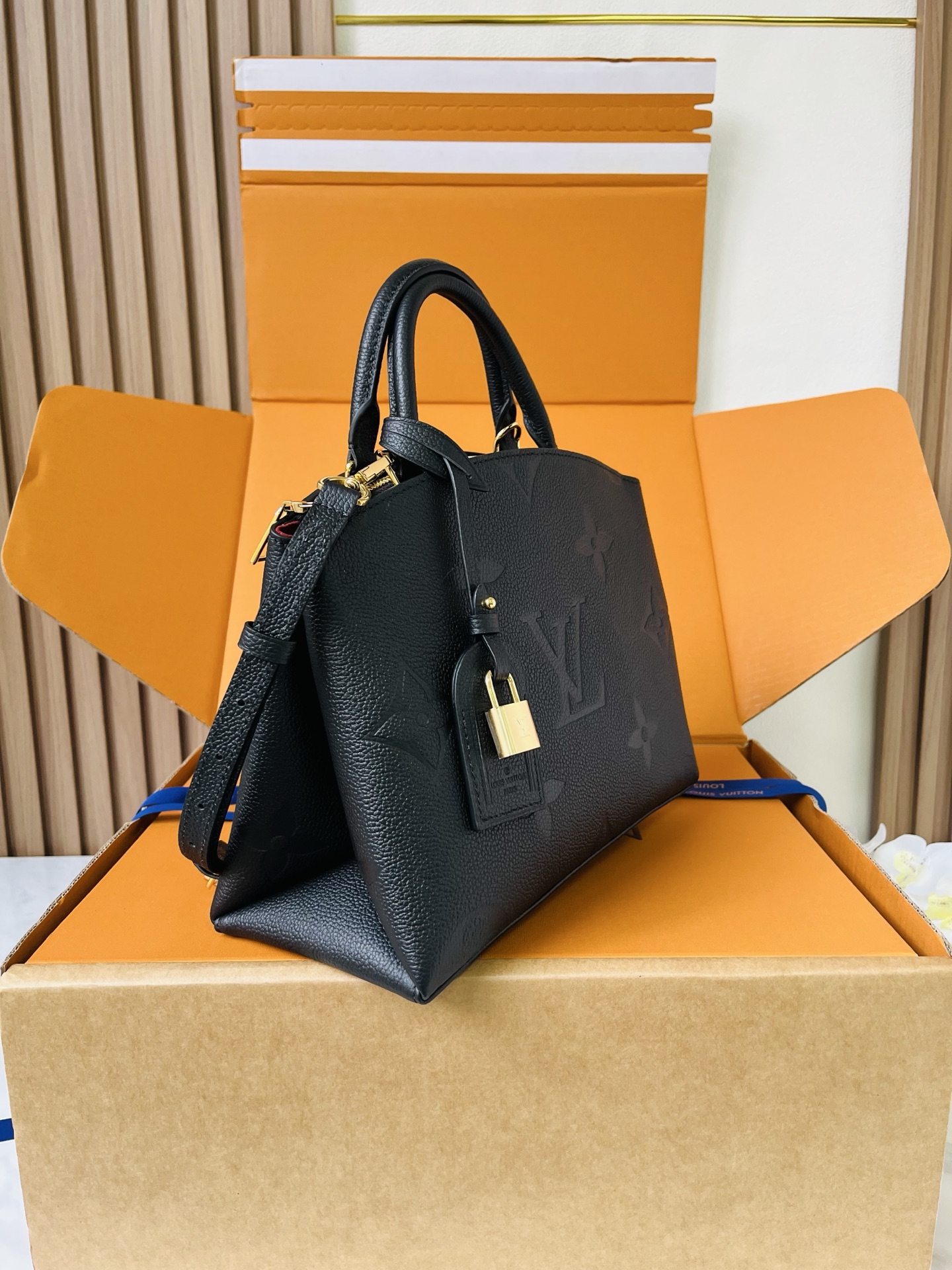   lv