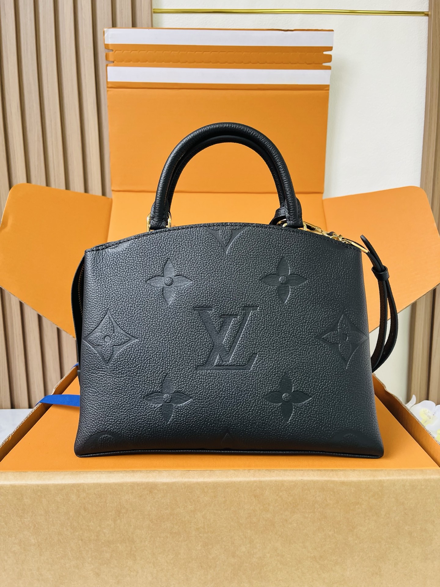   lv