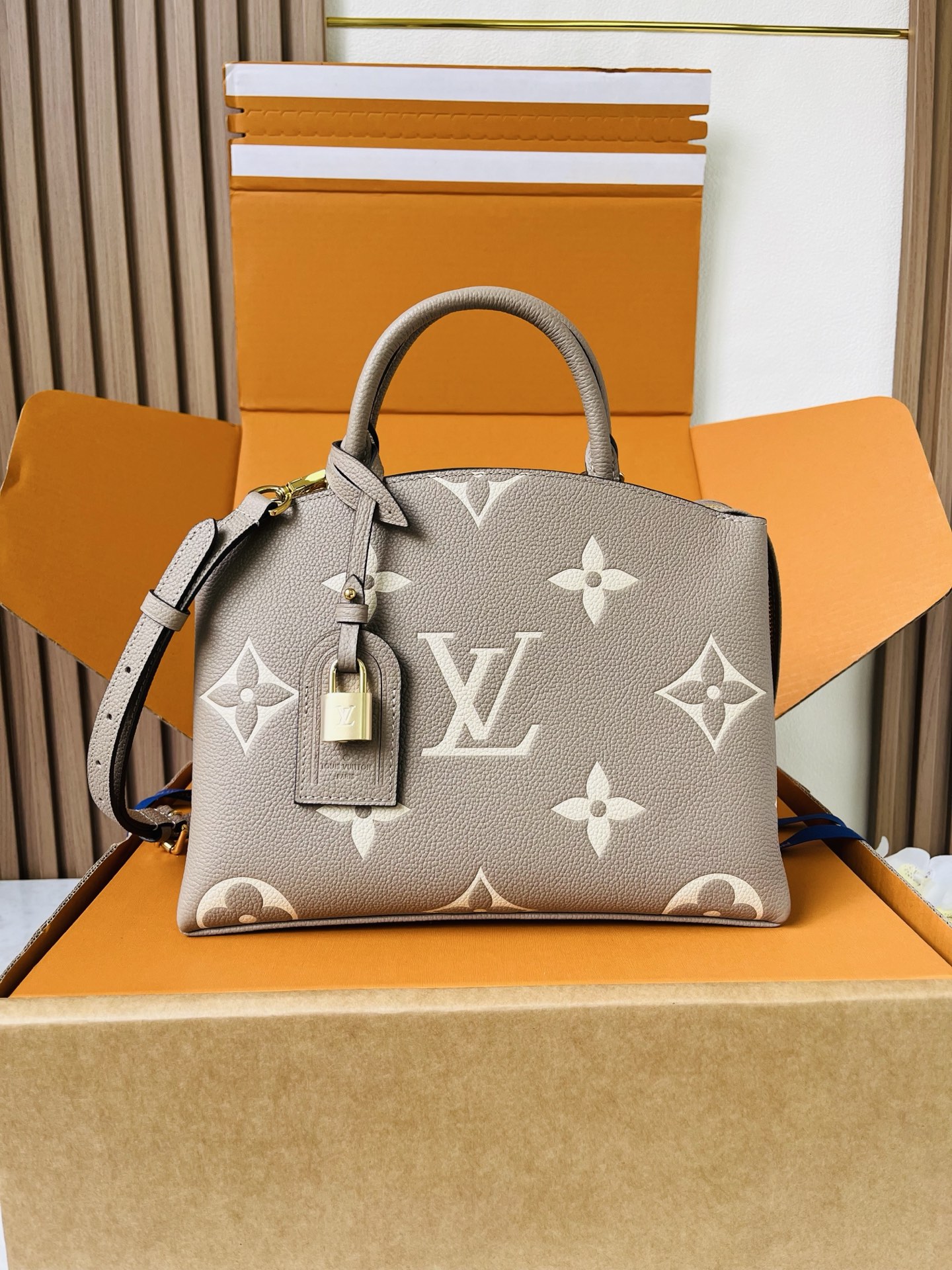   lv