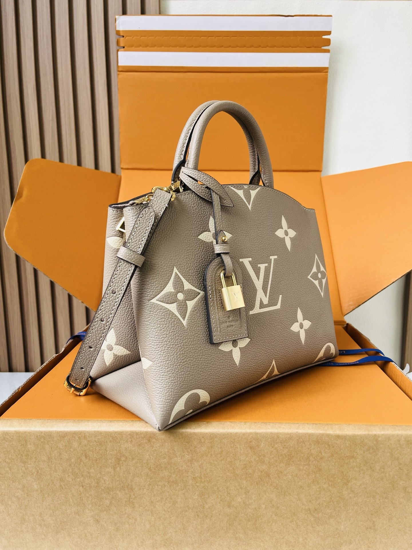   lv