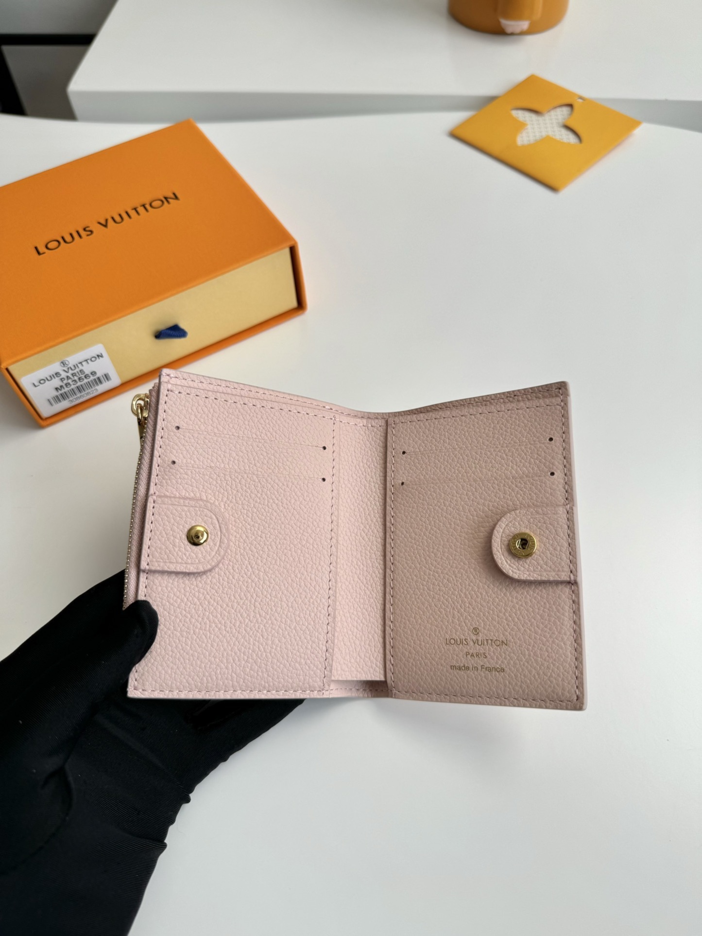 lady wallet
