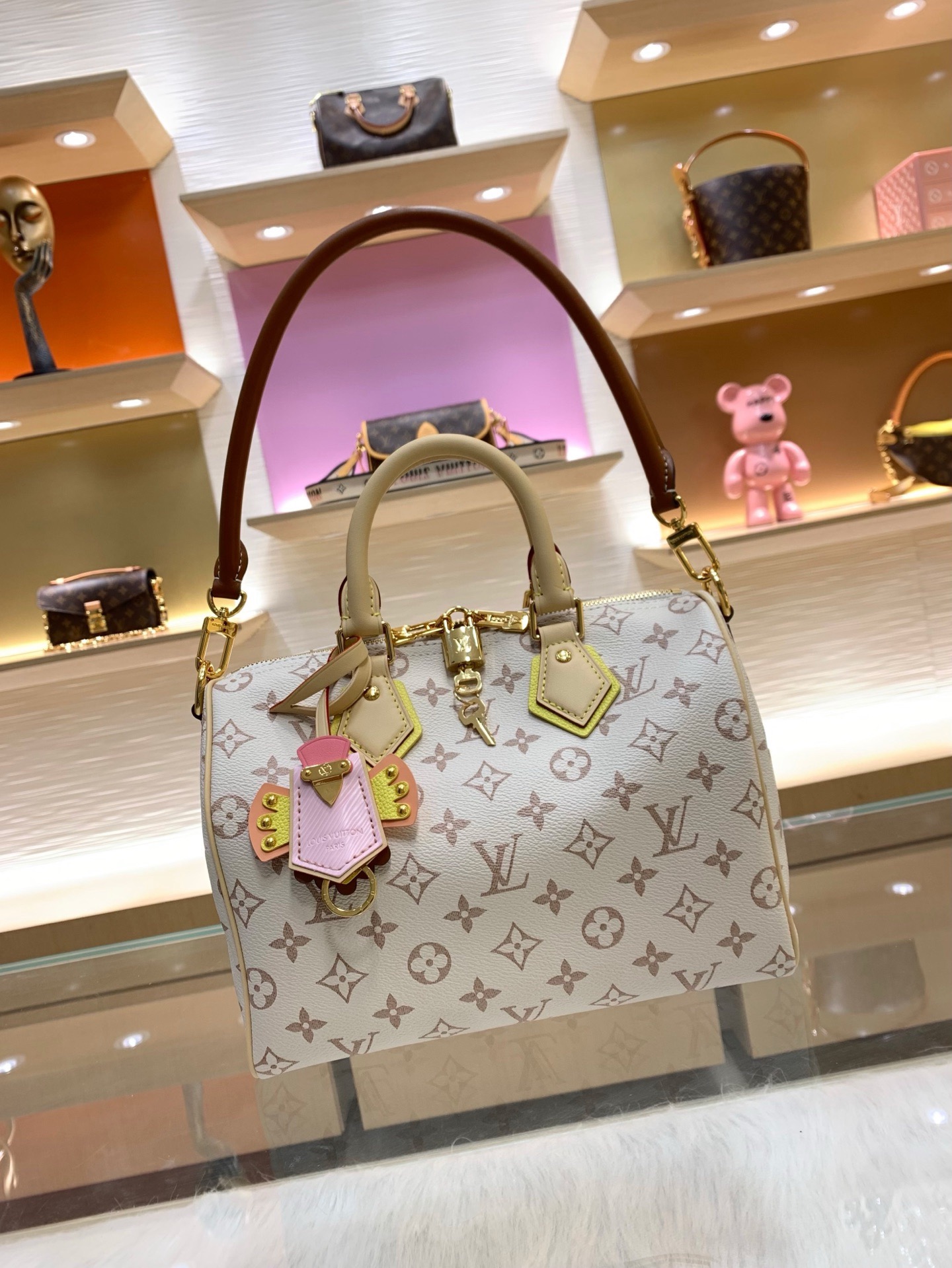 lv